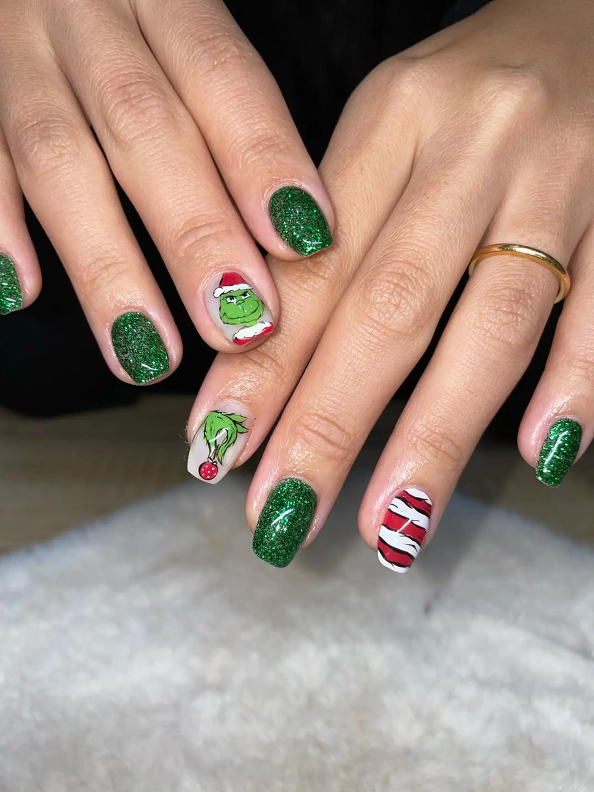 ネイル 岩山 直子のネイルデザイン