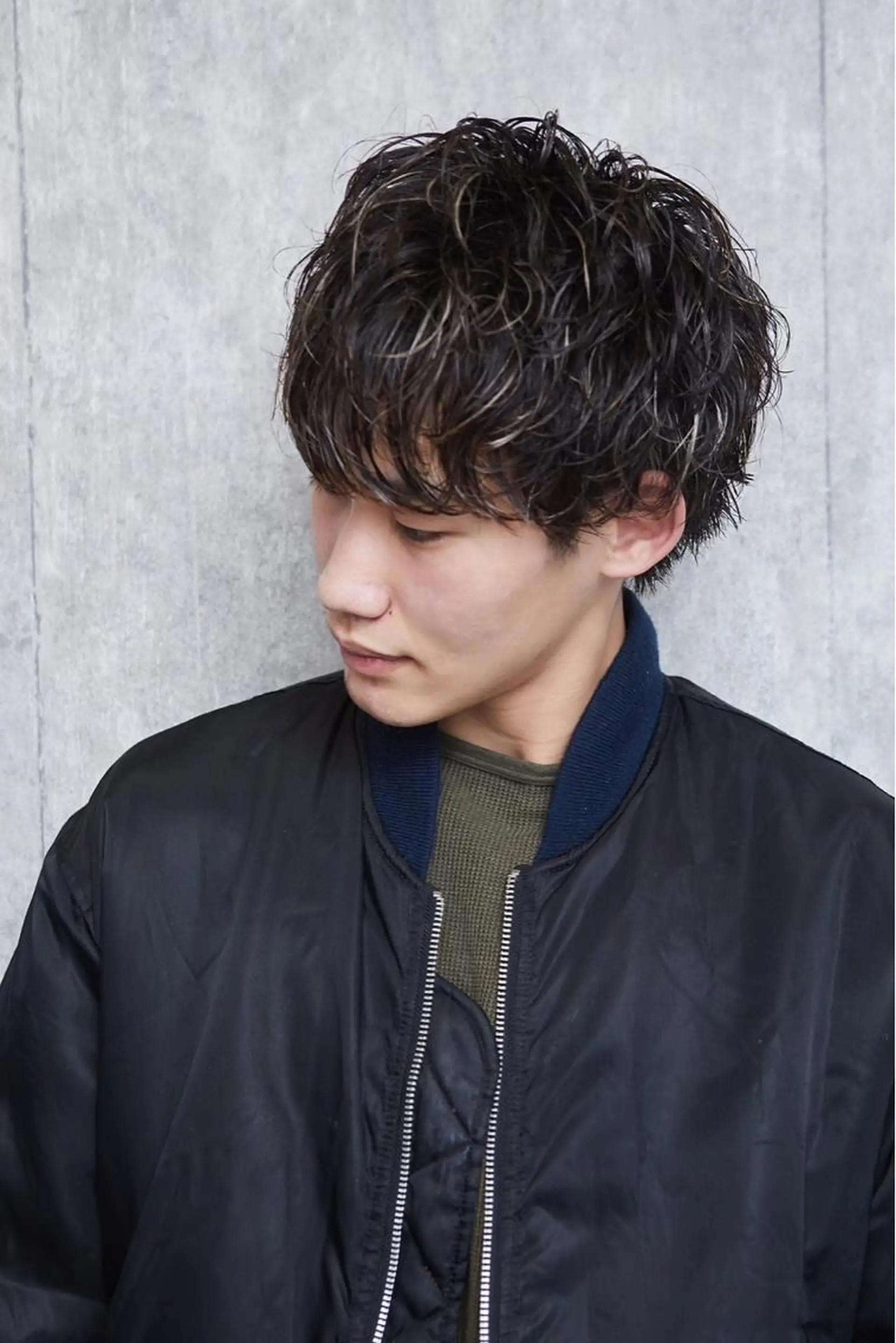 ショート カラー 𝙱𝙻𝙴𝙽 𝚋𝚢 𝚍𝚘𝚝.所属・🤍BLEN 窓🤍のヘアスタイル