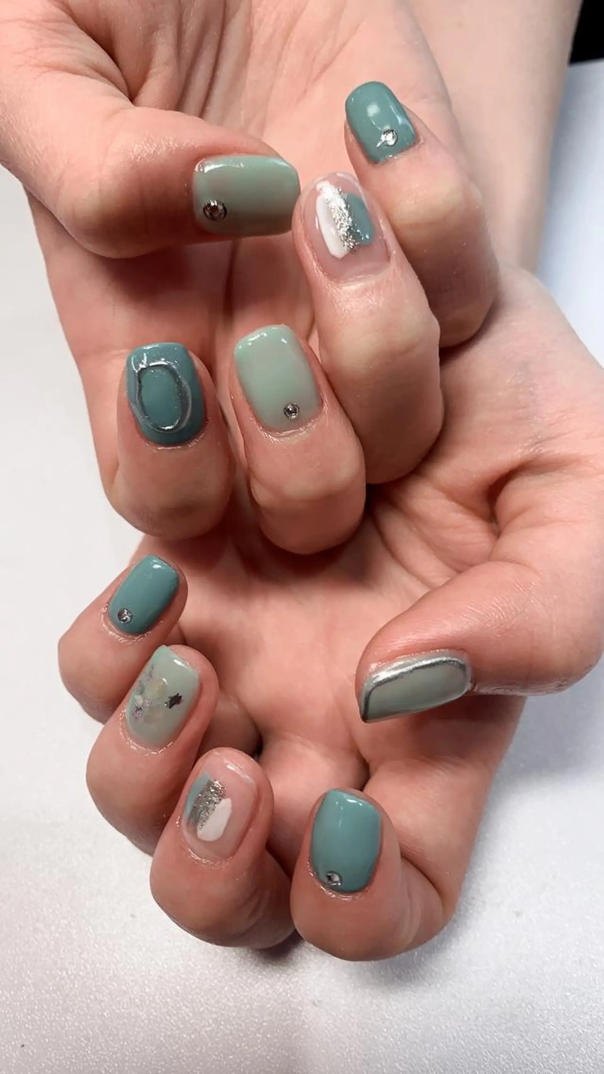 ネイル Guarendo(ガレンドゥ)錦糸町店所属・Gurando 錦糸町店のネイルデザイン