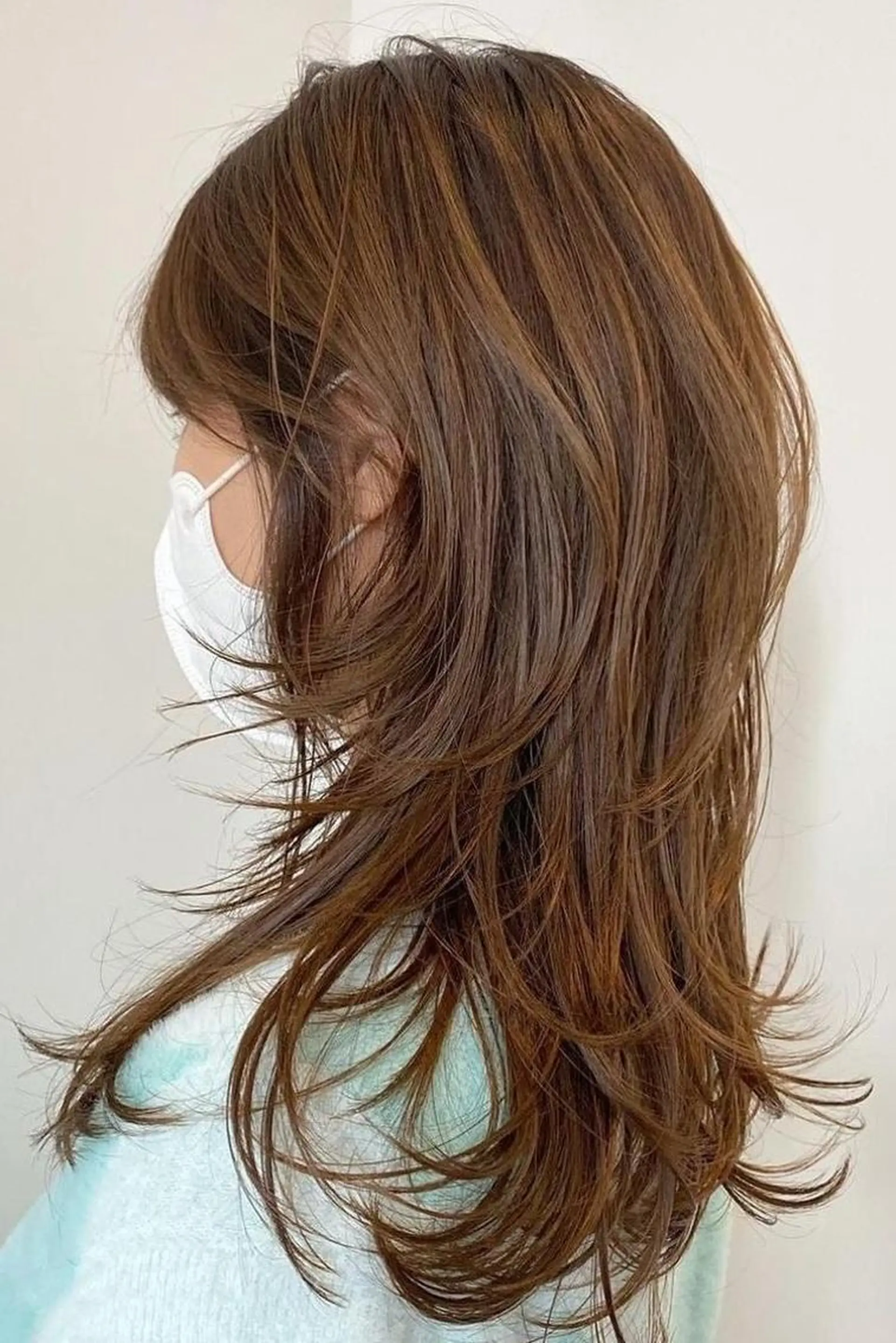 セミロング 吉田一輝 外国人パーマのヘアスタイル