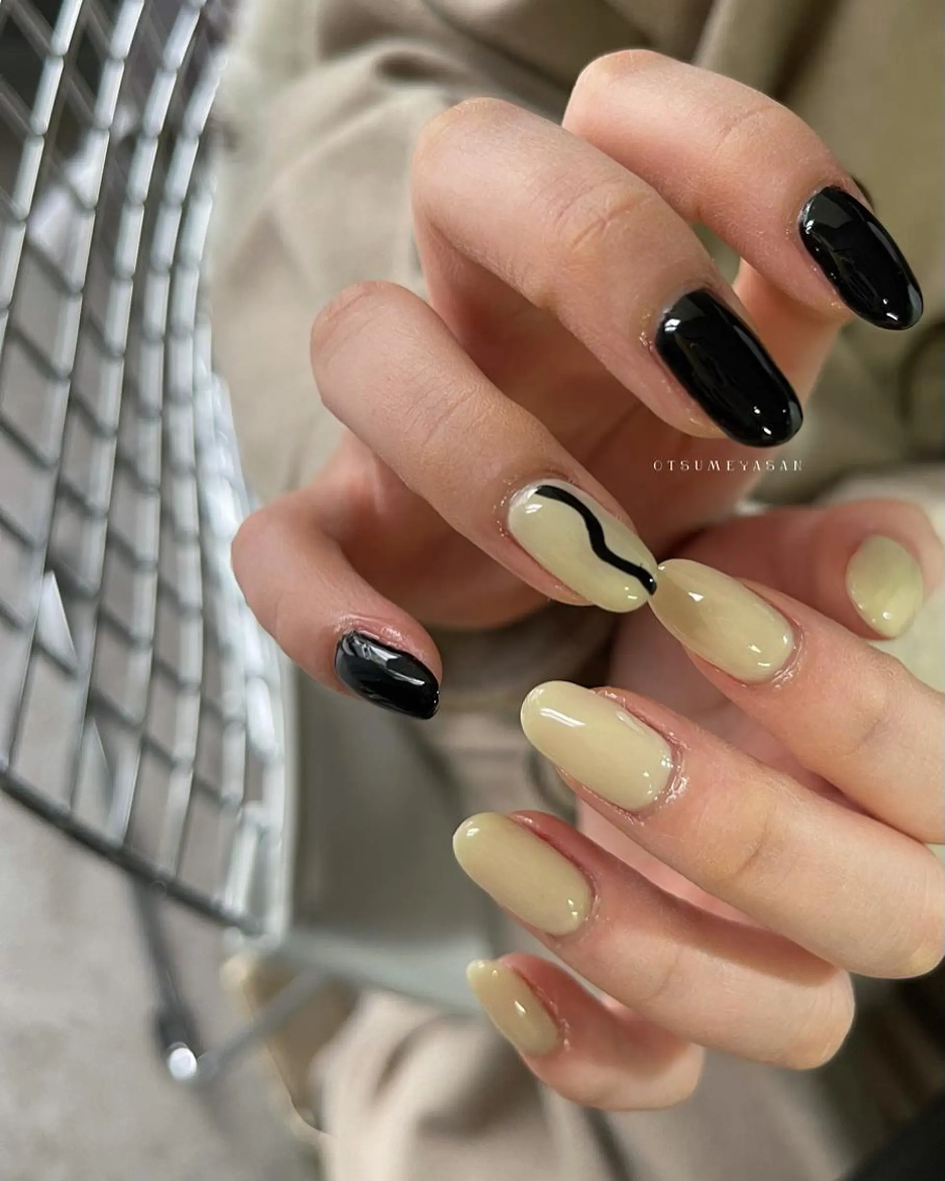 ネイル ブルー ジェルネイル 韓国ネイル マグネットネイル ミラーネイル otsumeyasan所属・わたなべ ちかのネイルデザイン