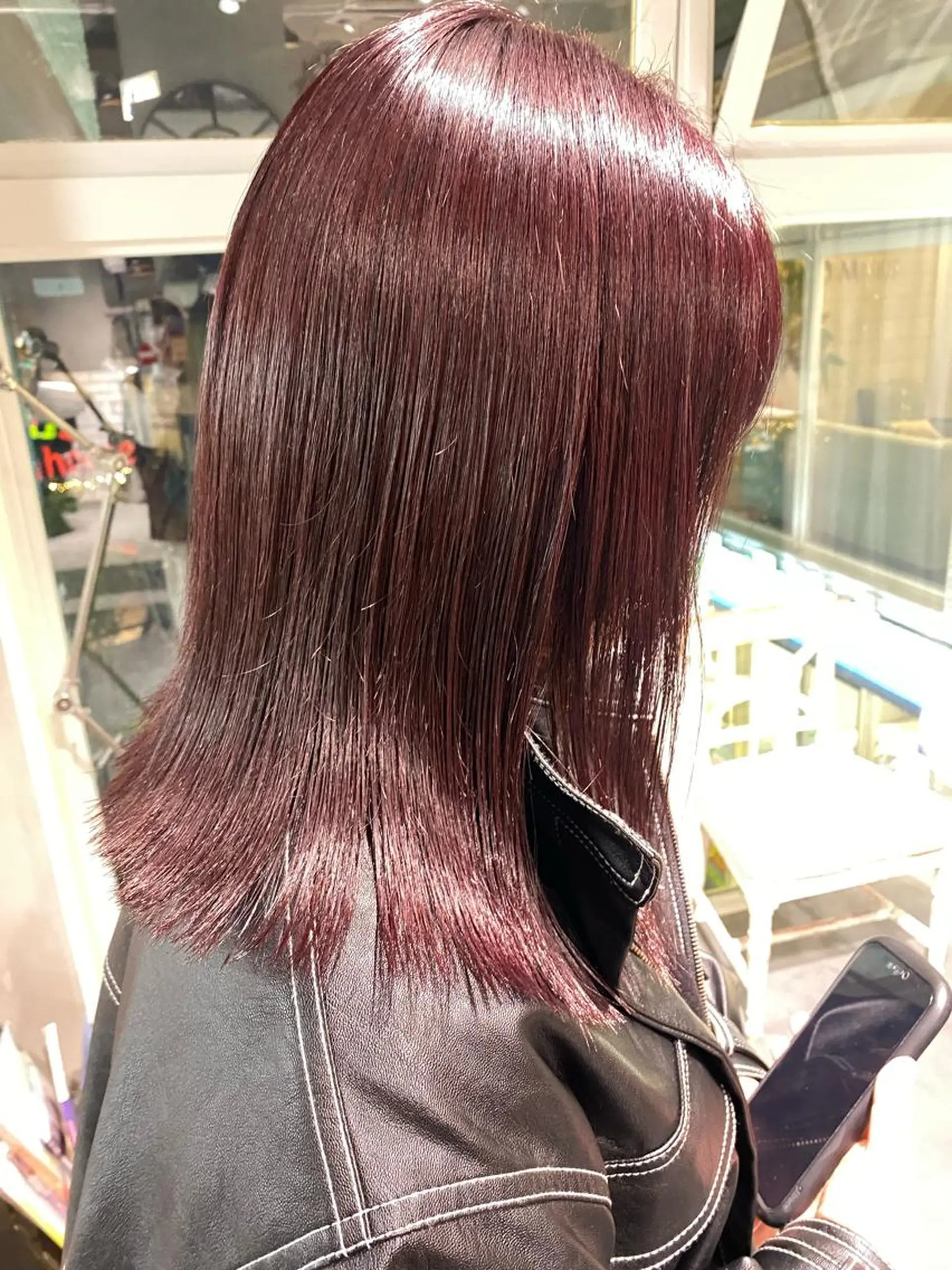 ミディアム カラー ヘアカラー トリートメント デザインカラー/パー マ🦖外岡咲希🦖のヘアスタイル