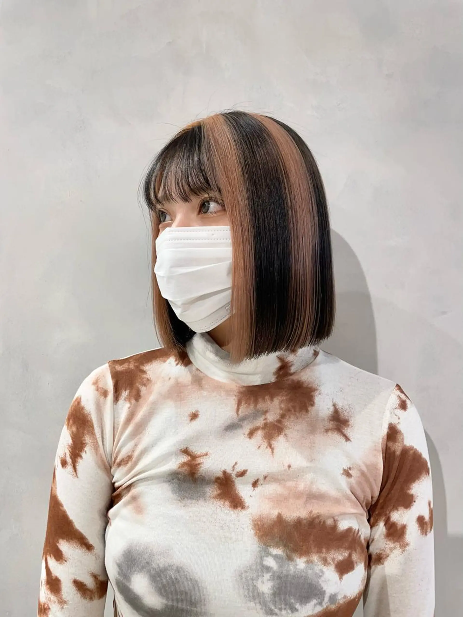 ショート カラー デザインカラー meme原宿所属・ブロンド・ハイトーン ／遠藤将太のヘアスタイル