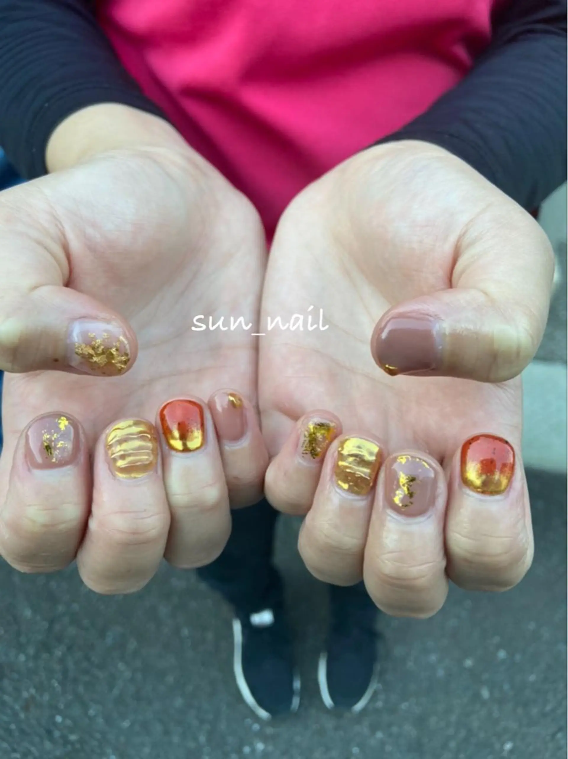 ネイル アートネイル クリアネイル ミラーネイル ニュアンスネイル 赤色 . unffのネイルデザイン