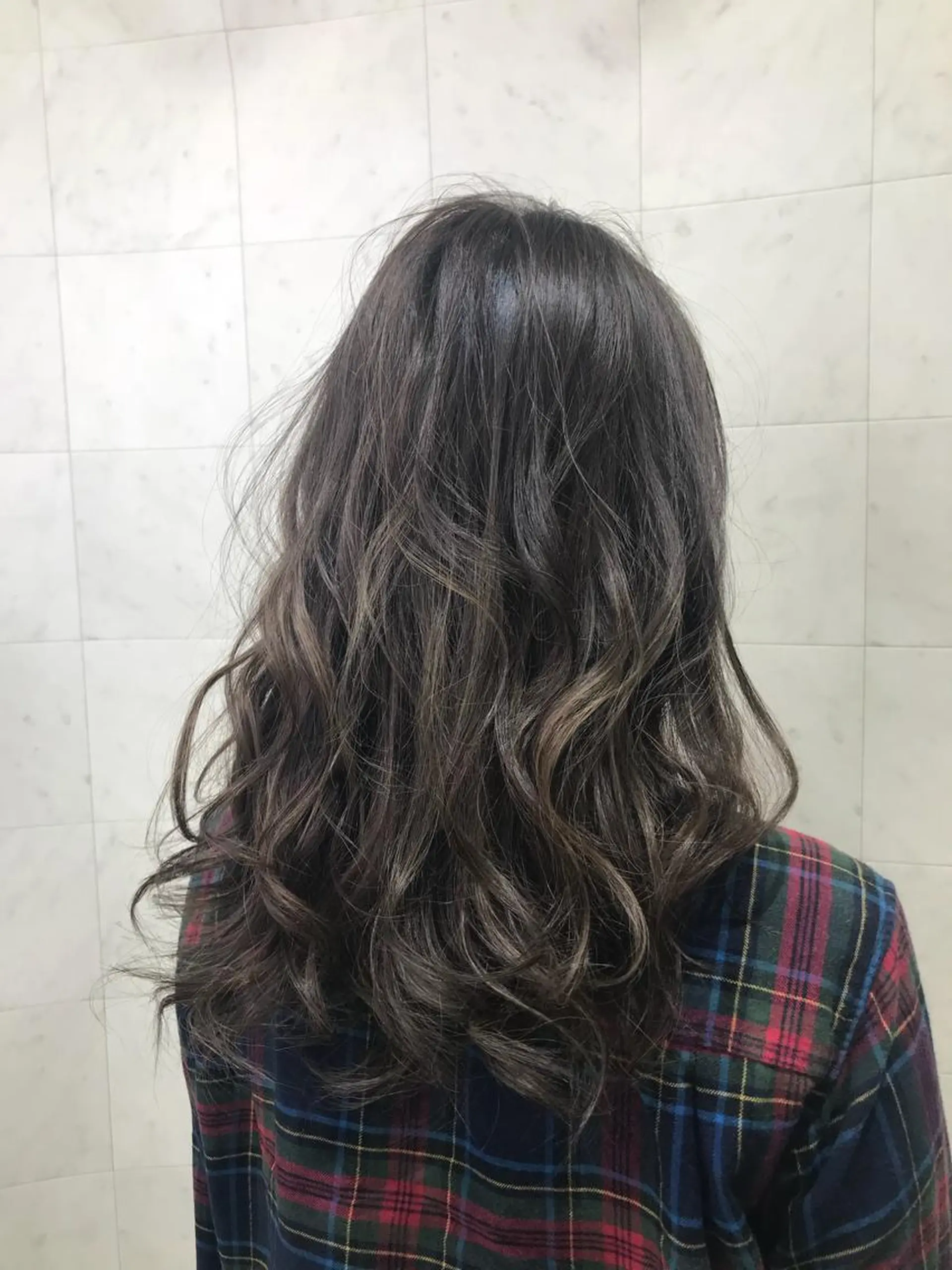 セミロング Adachi Fujikoのヘアスタイル