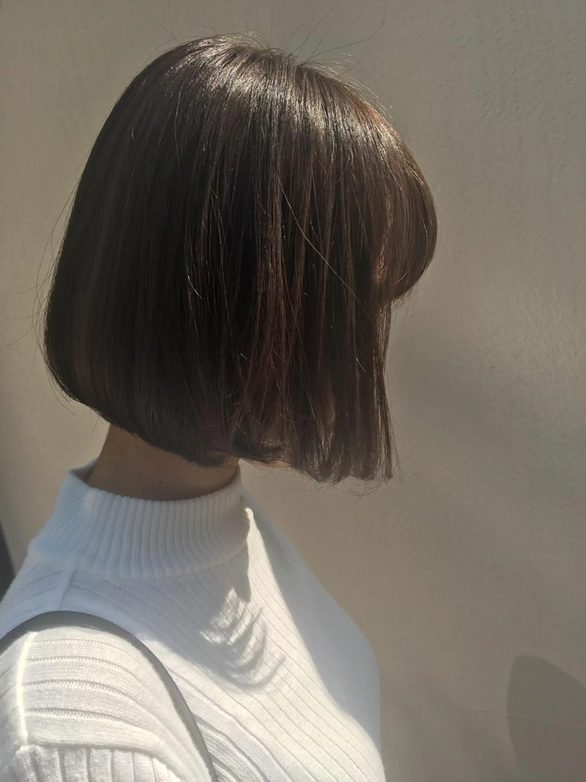 ミディアム カラー THE DAY所属・AKI HASHIMOTOのヘアスタイル