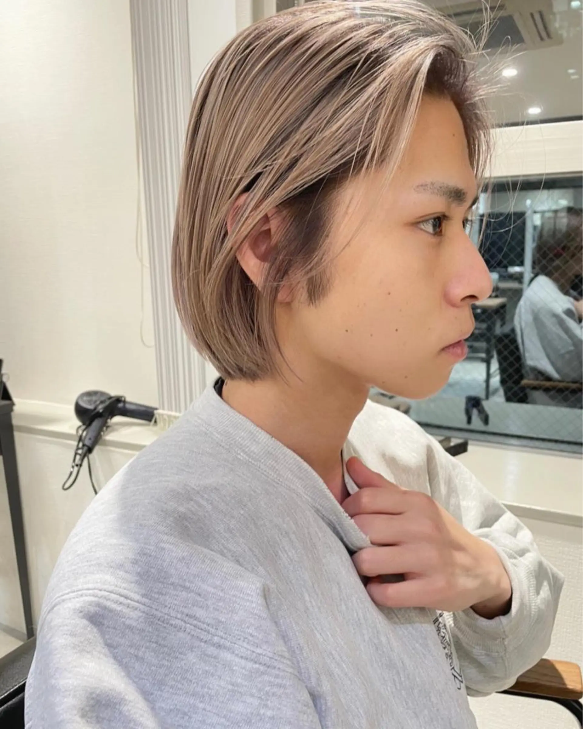 ミディアム カラー メンズ ボブ カット ヘアカラー トリートメント Loom.所属・村上雅人 ナチュラルモードのヘアスタイル