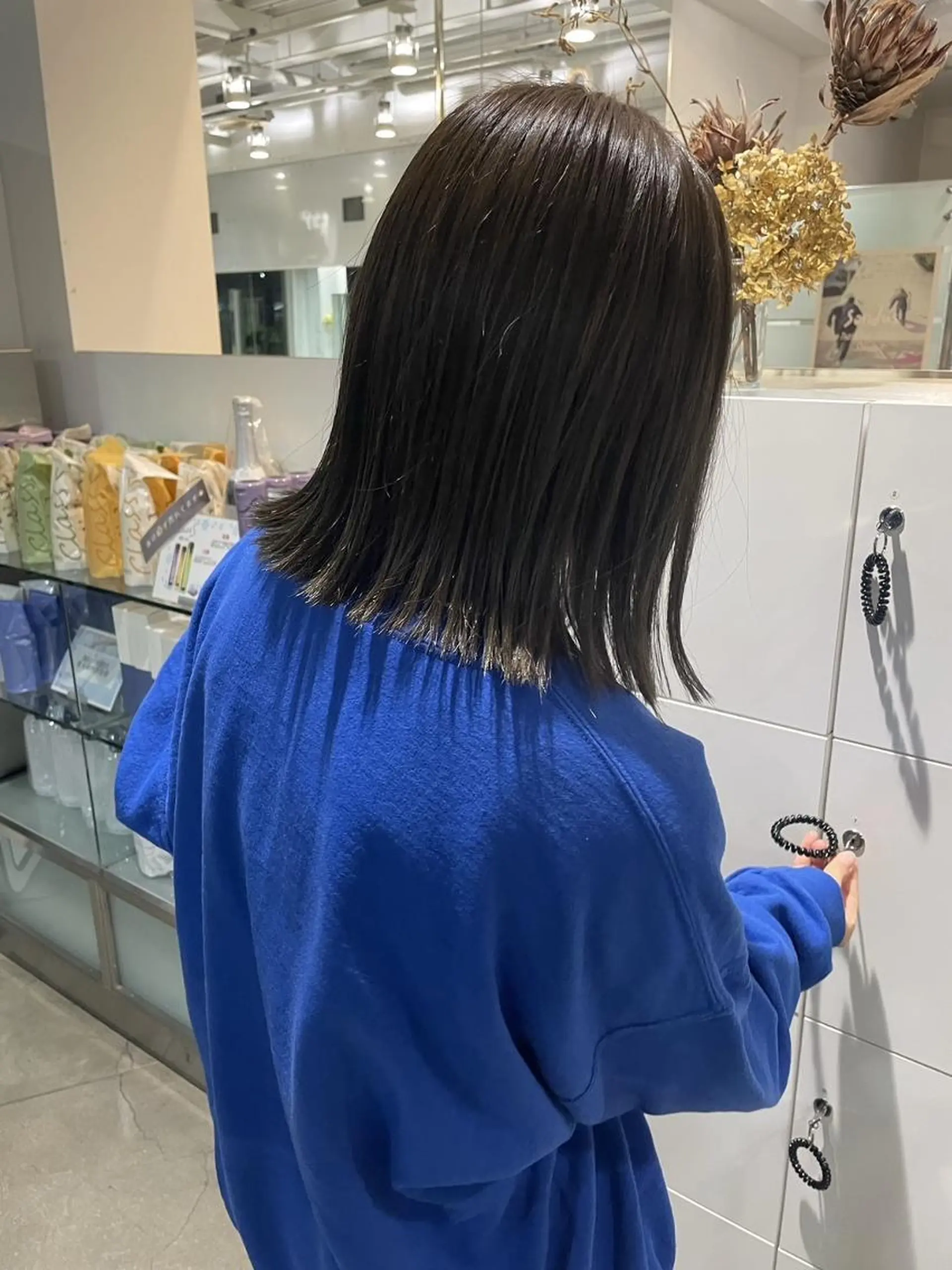 ミディアム 透明感×柔らかカラー ハイライト特化 彩野のヘアスタイル