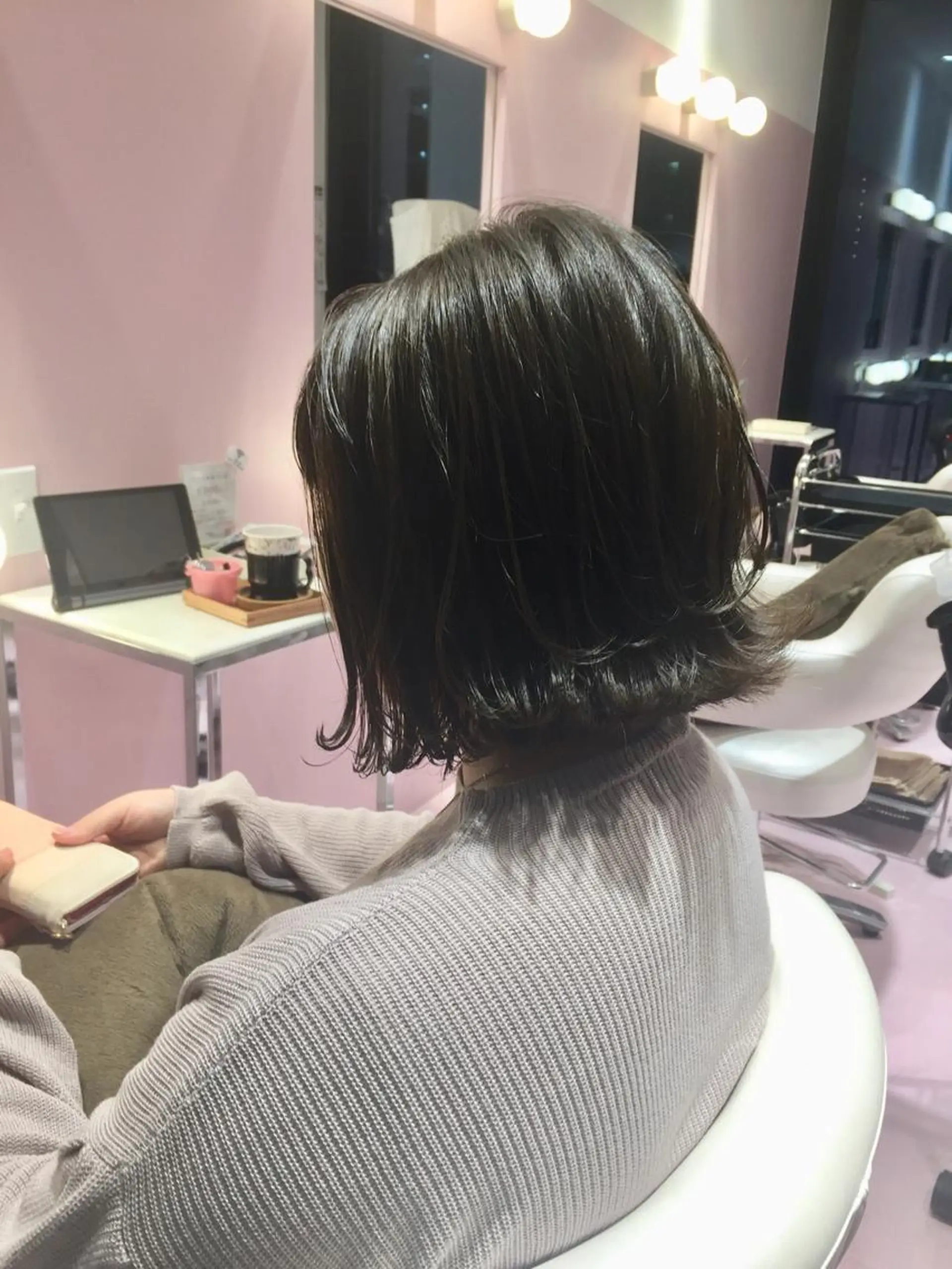 ショート 切りっぱなしボブ ボブ カット ヘアカラー トリートメント 所渉/韓国レイヤー /ウルフカットのヘアスタイル