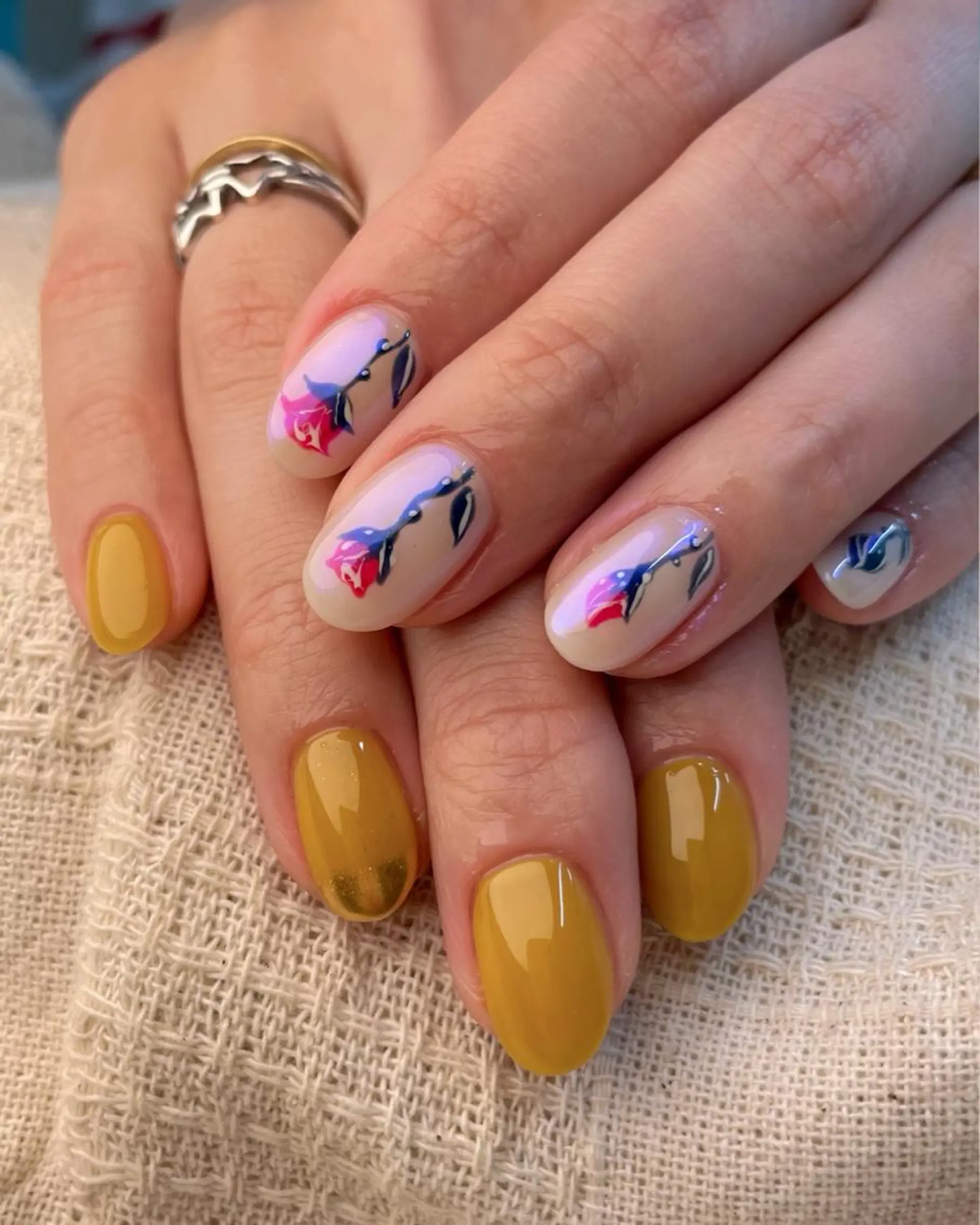 ネイル Blushオーナー Shiinaのネイルデザイン