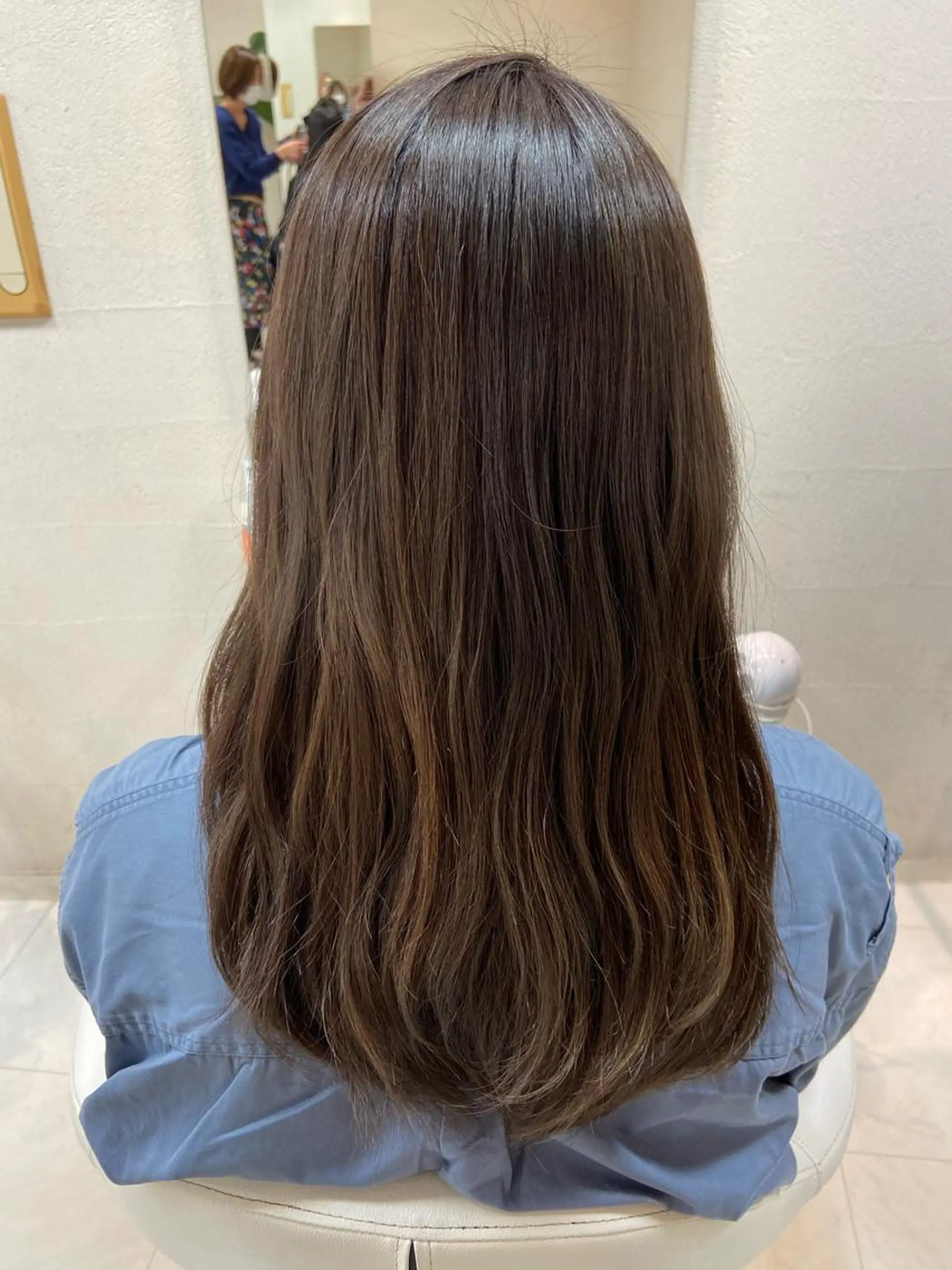 セミロング カラー ブリーチ 菊地 美憂のヘアスタイル