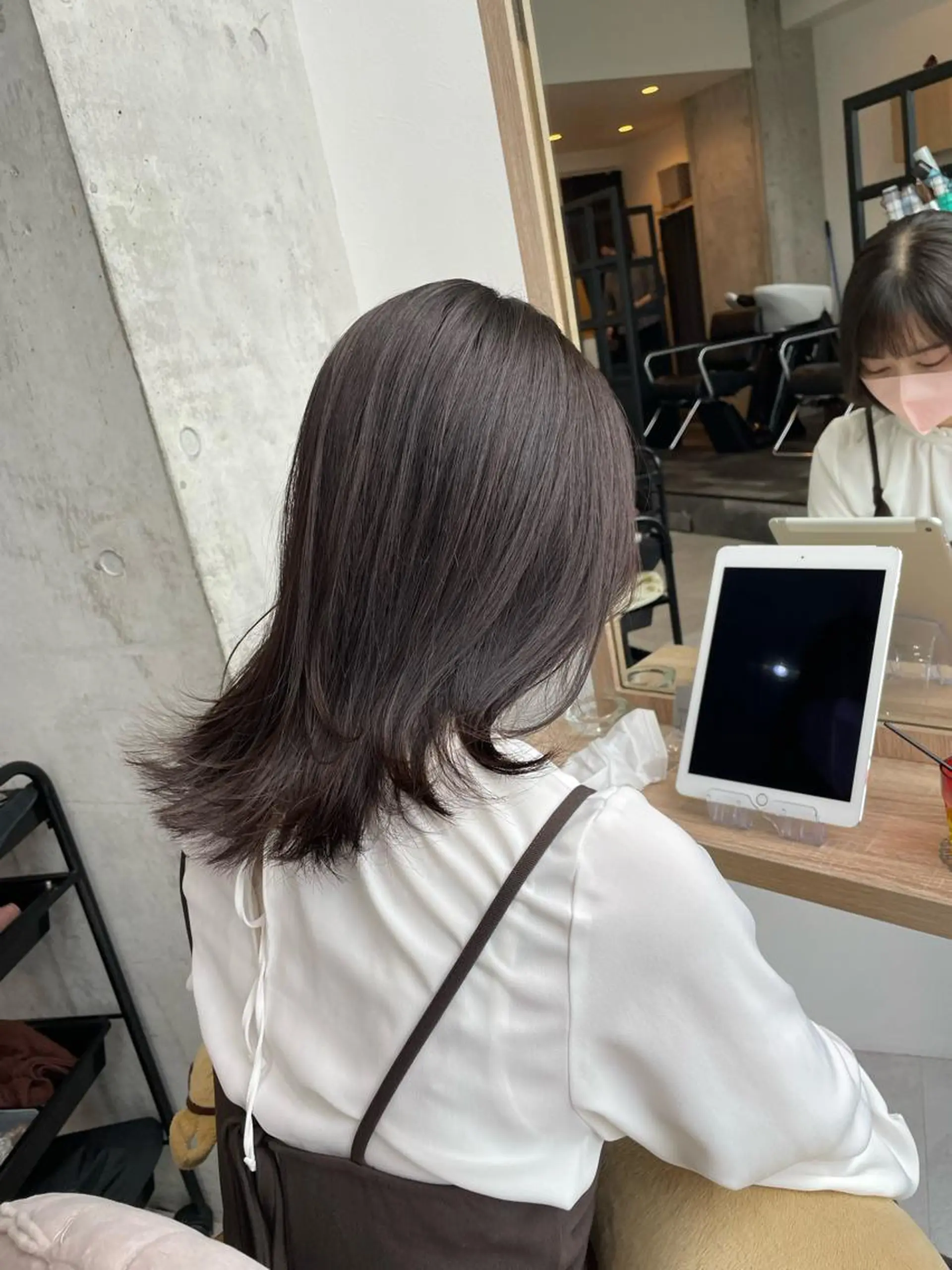 ミディアム ヘアカラー トリートメント ✨透明感カラー 恵比寿HAYATO✨のヘアスタイル