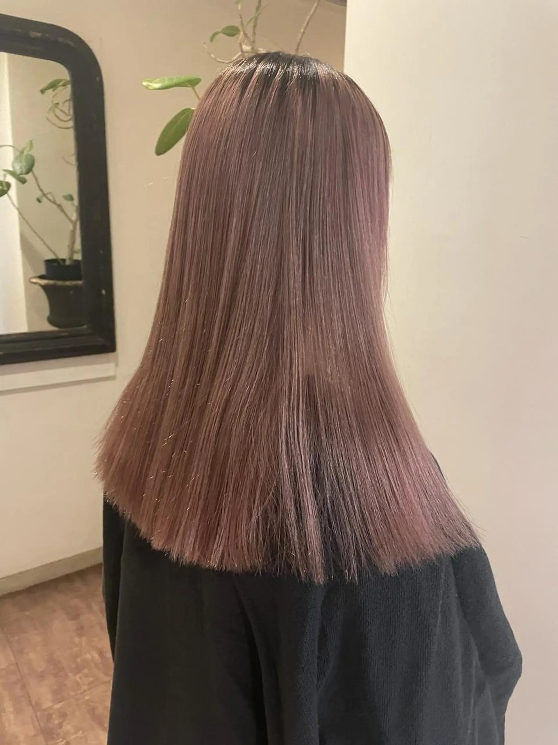 セミロング カラー classic 新横浜所属・大人girly🛋️ 🤍yukakoのヘアスタイル