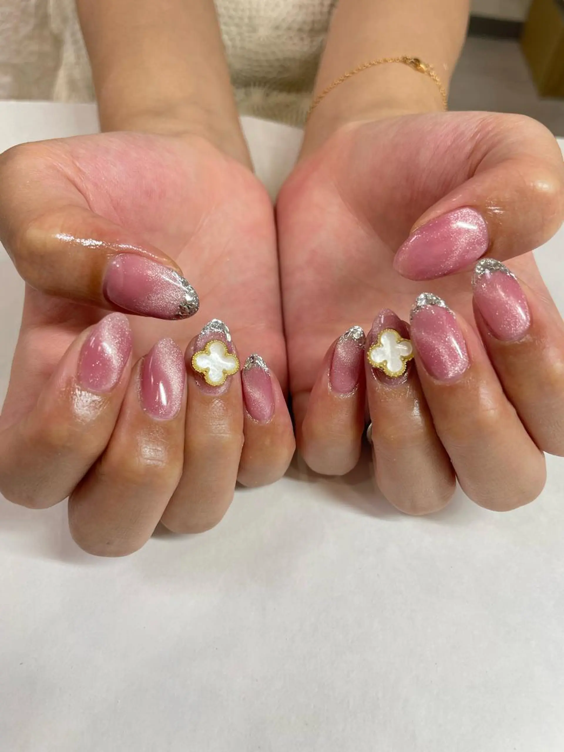 ネイル フレンチネイル ガラスフレンチ ハンドネイル フットネイル Minami 🍓のネイルデザイン