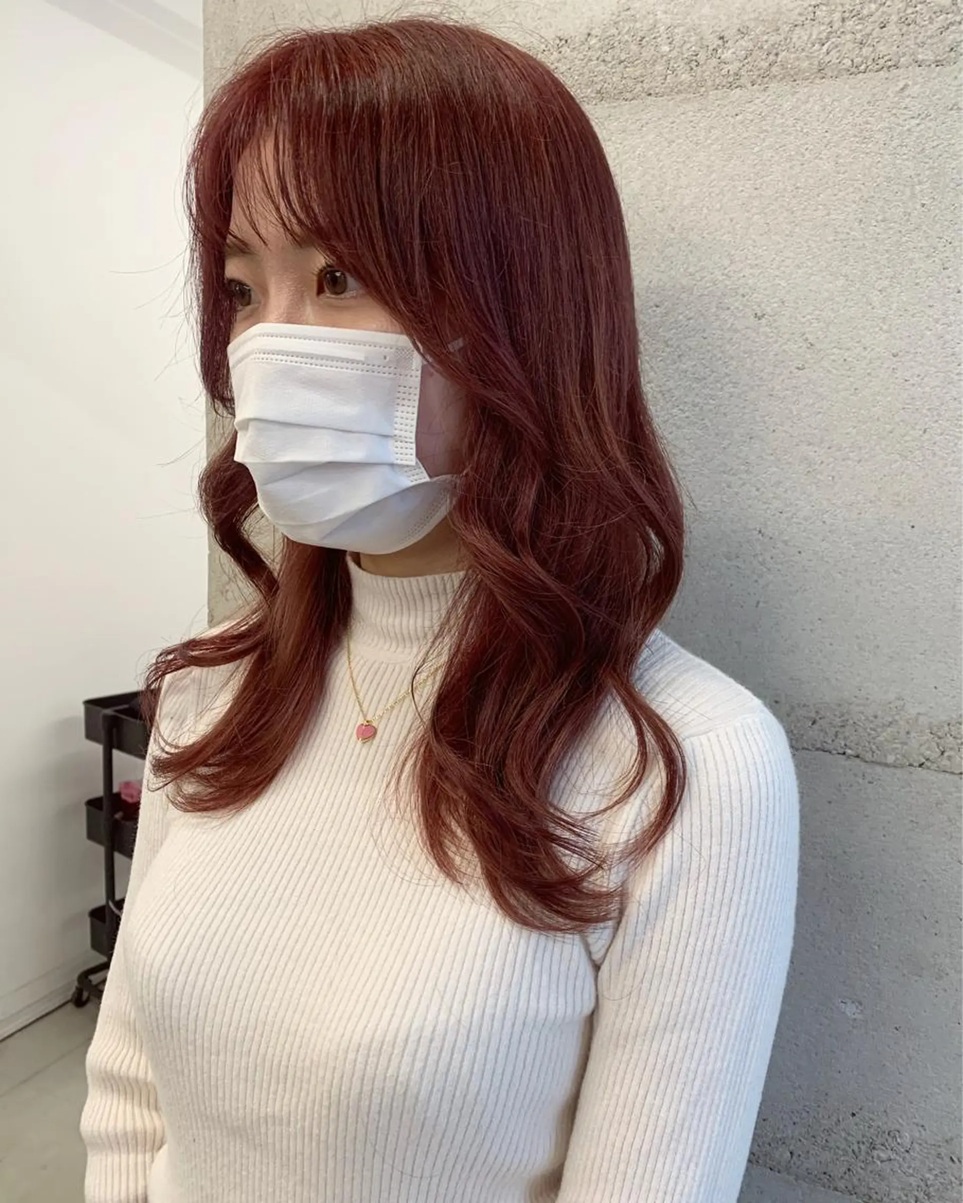 ミディアム カラー ミディアムパーマ ベージュカラー 黒髪 ブリーチ ブルーカラー カット ヘアカラー トリートメント 透明感/オリーブ/ グレージュ/YUKAのヘアスタイル