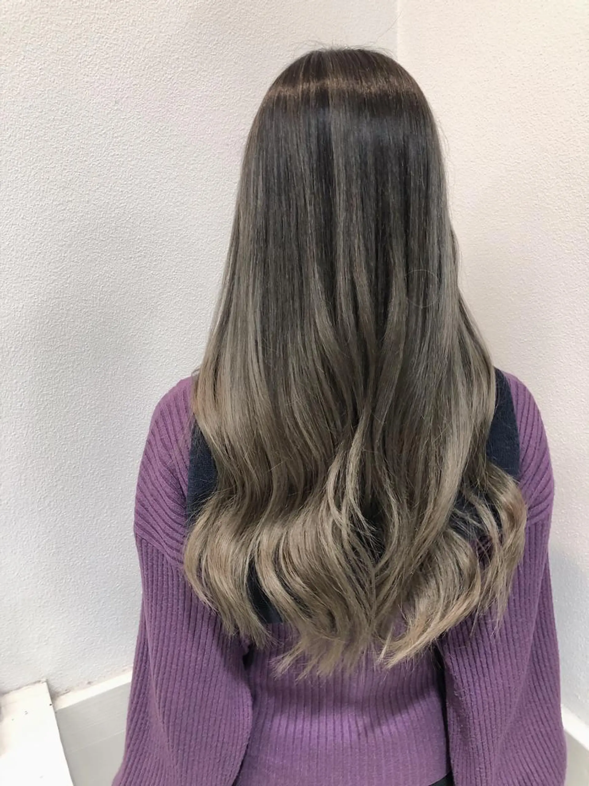 ロング カラー バレイヤージュ レイヤーカット ヘアカラー トリートメント GiseL天神カラー 髪質改善/ブリーチのヘアスタイル