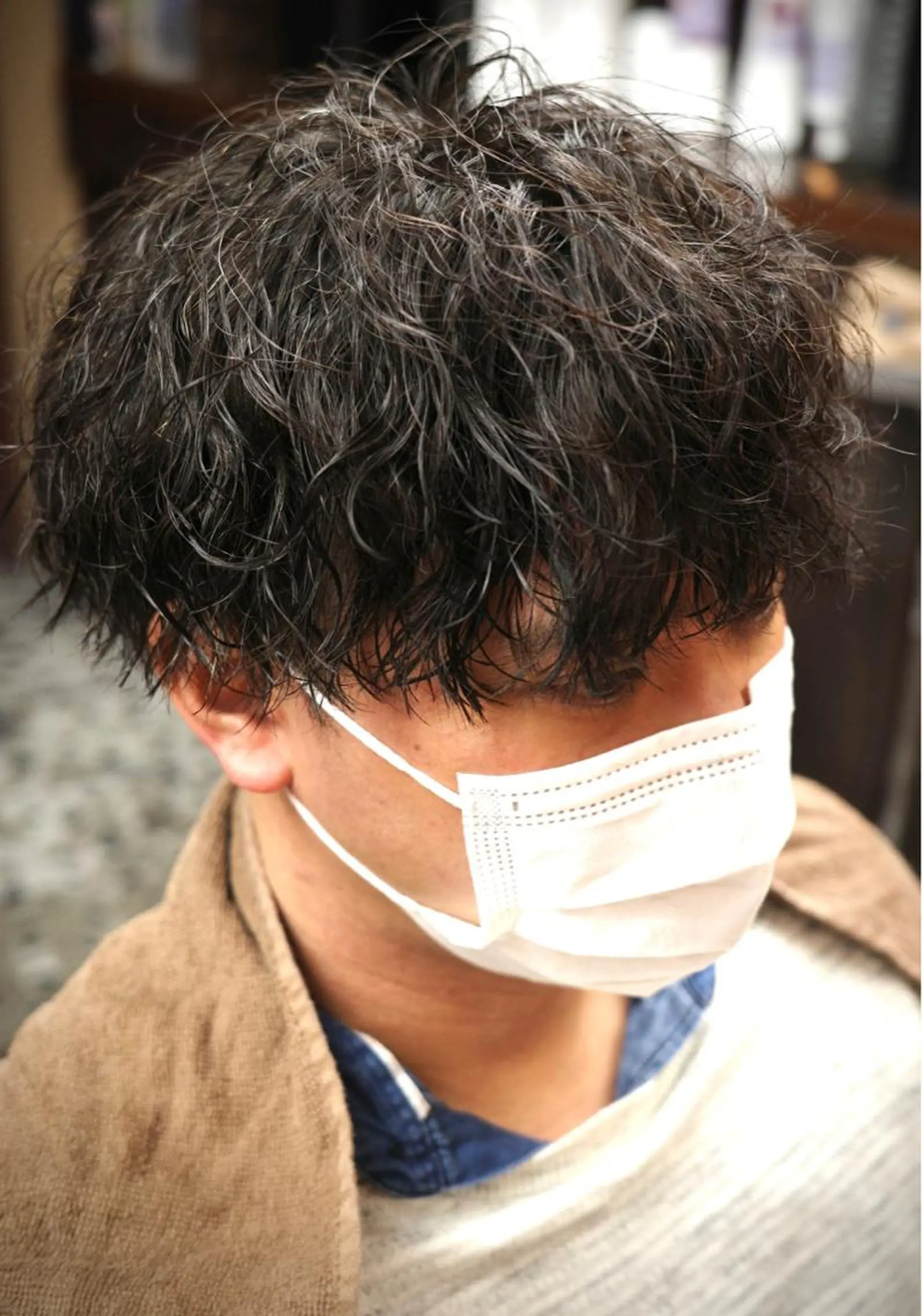 ショート パーマ メンズ メンズバレイヤージュ メンズブリーチ メンズハイライト メンズインナーカラー メンズ韓国風 KAH所属・Koichi Satoのヘアスタイル