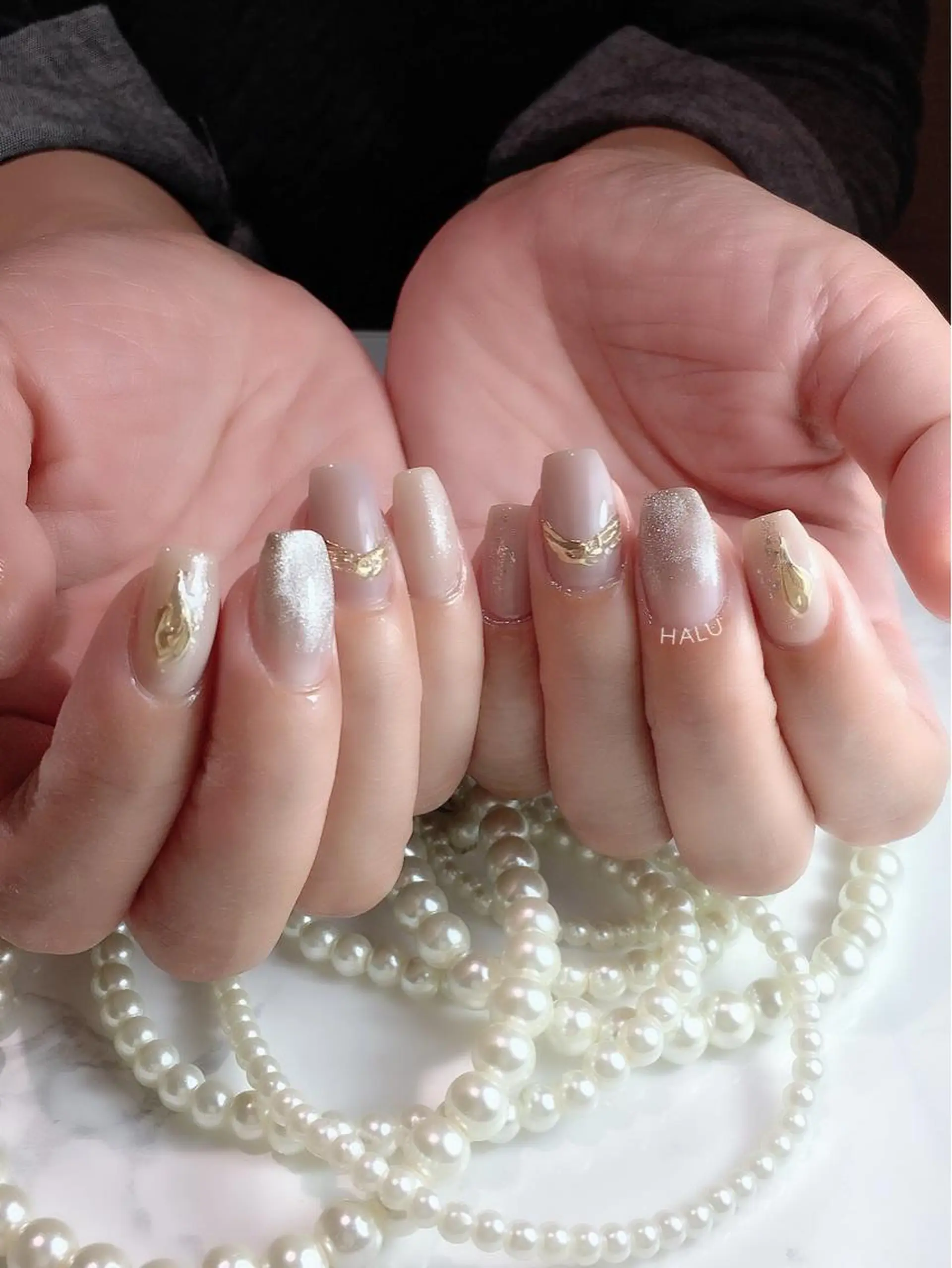 ネイル ミラーネイル HALU ハルのネイルデザイン