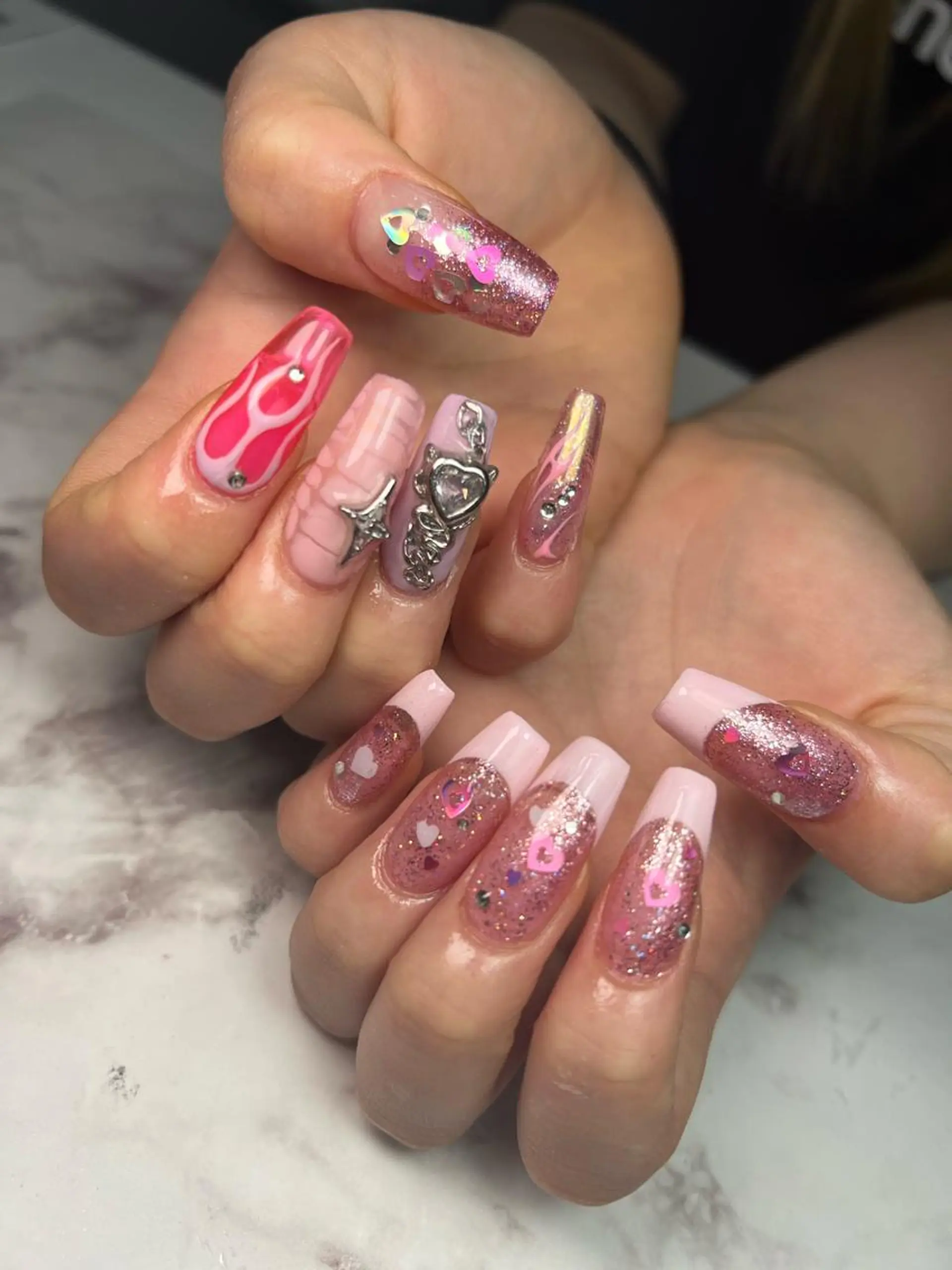 ネイル Nail Salon L'arc所属・💊大阪/心斎橋 moni🧠のネイルデザイン
