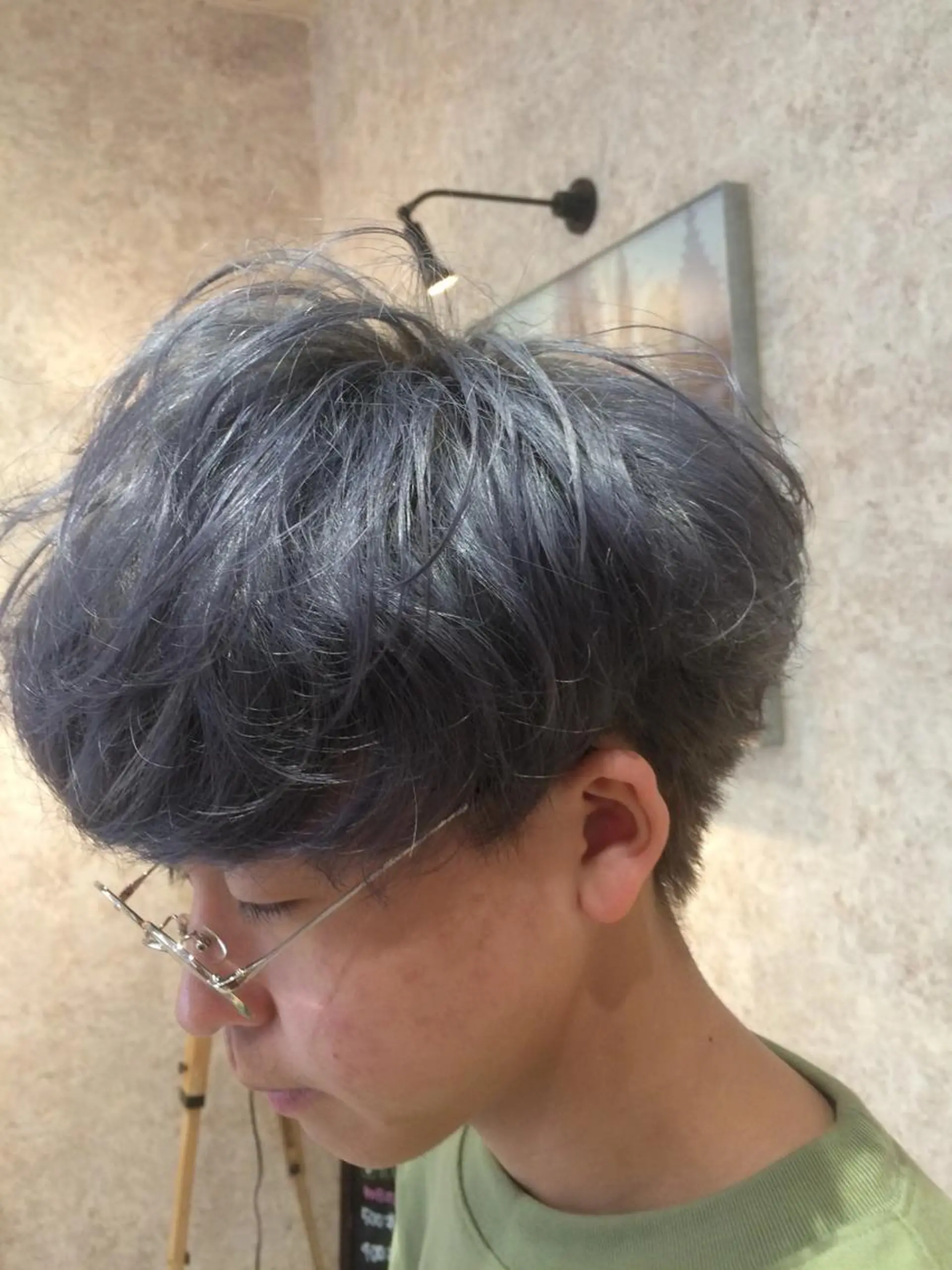 ミディアム カラー Kobayashi ハイライト/ショートのヘアスタイル