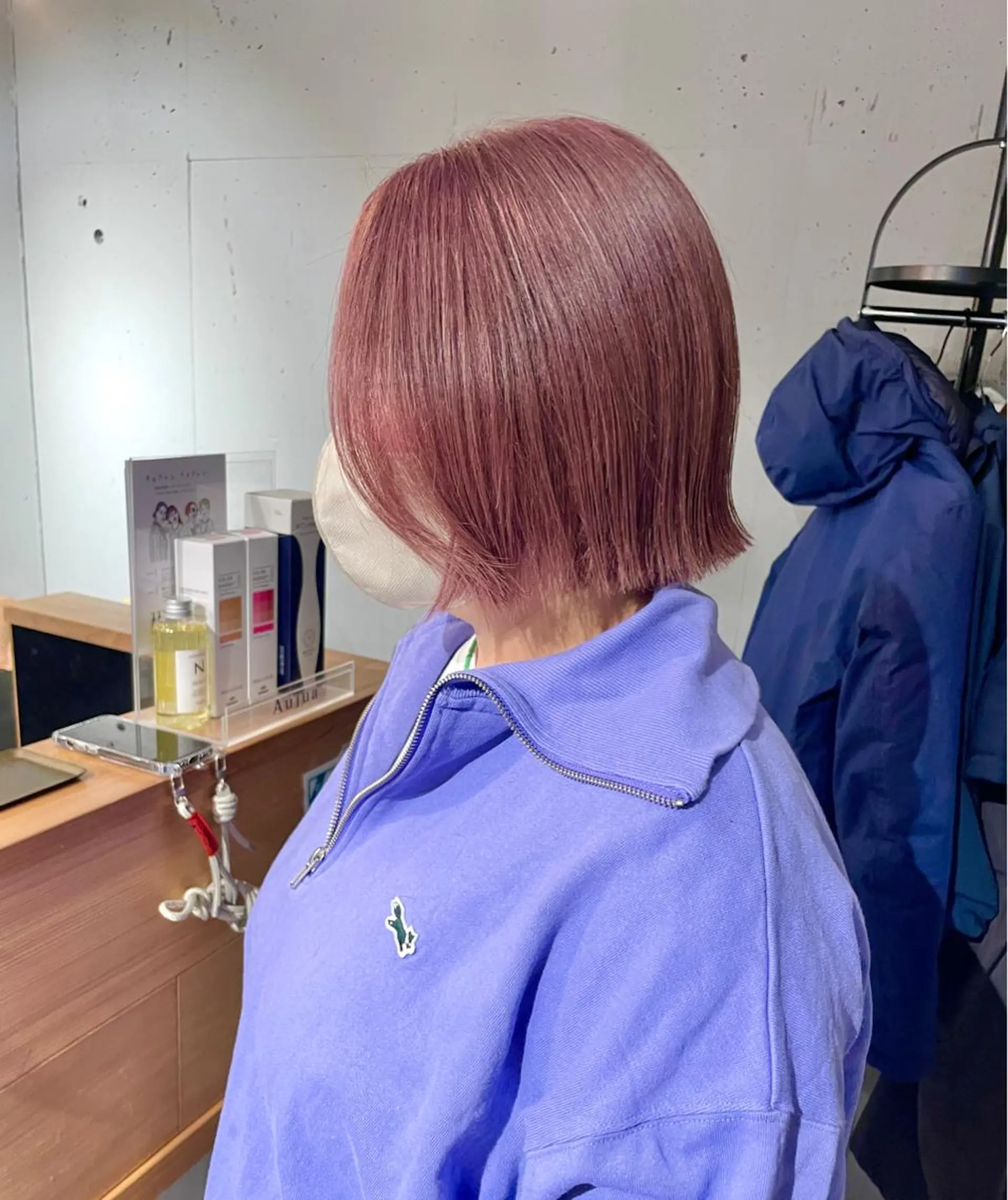 ミディアム カラー ブリーチ ZOA classic hair所属・東 みのりのヘアスタイル