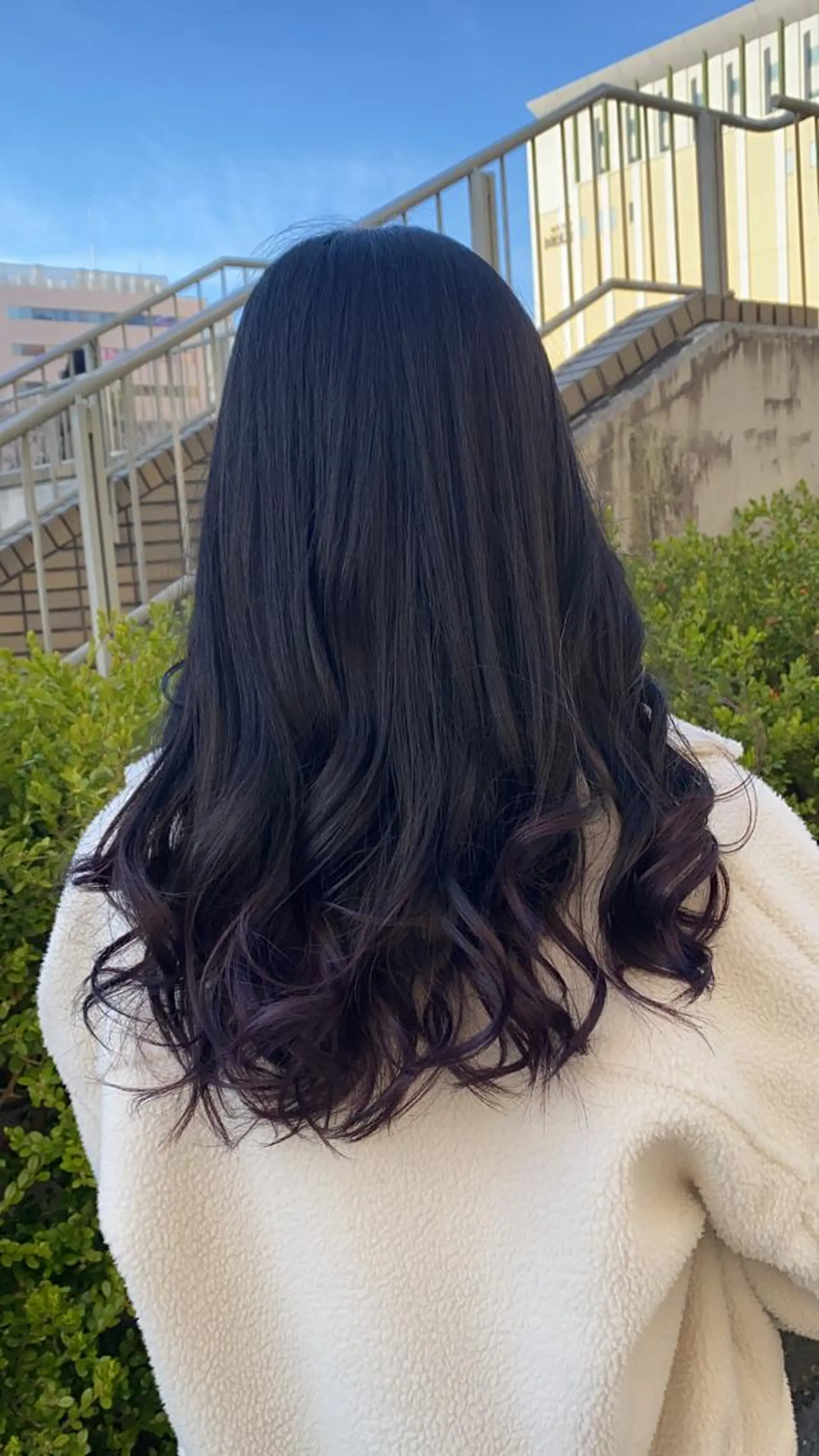 セミロング ELEN 新百合ヶ丘のヘアスタイル