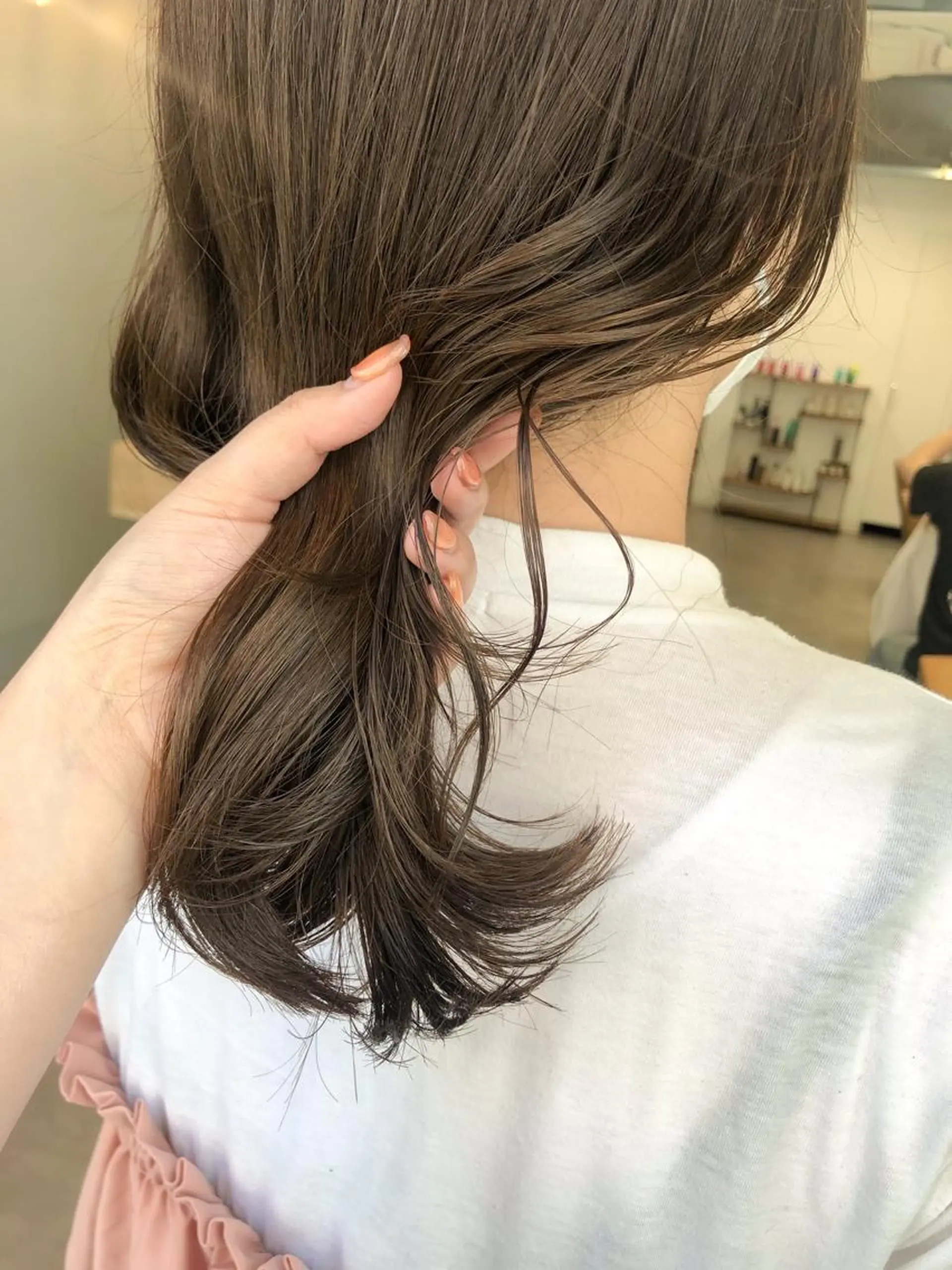 セミロング rii-🩰 トレンド韓国ヘアのヘアスタイル