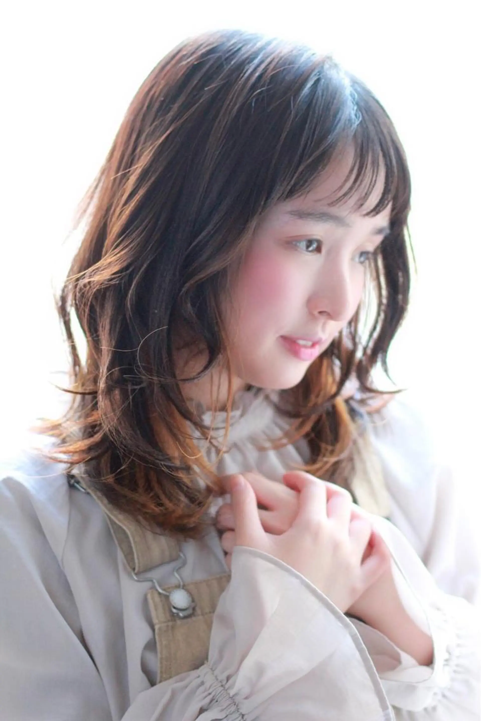 ミディアム カラー パーマ ヘアアレンジ メンズ キッズ ネイル マツエク・マツパ アイブロウ 《褒められる》 透明感カラー/小嶋のヘアスタイル