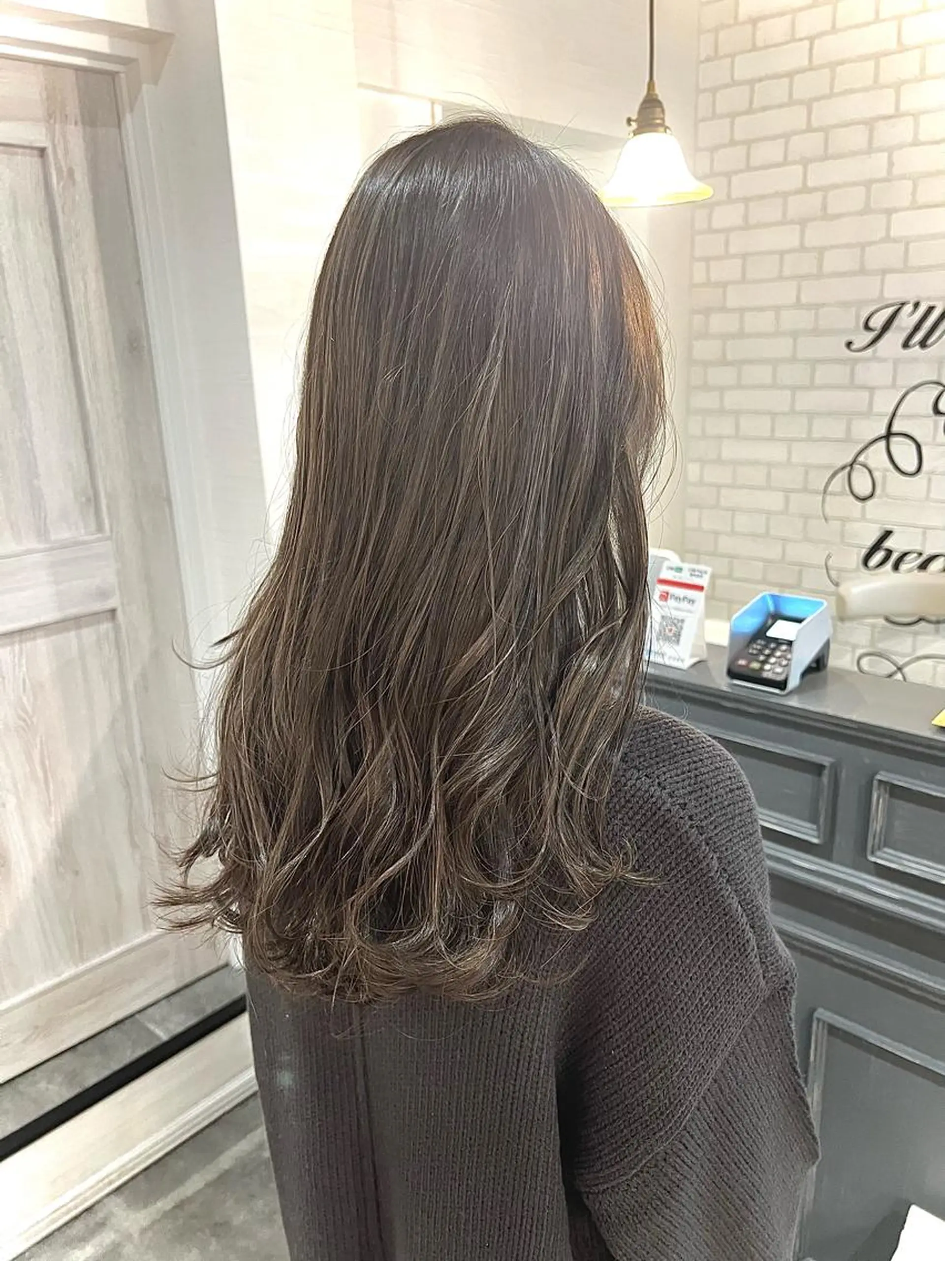 ミディアム カラー umber royce所属・SEKIMOTO IBUKIのヘアスタイル