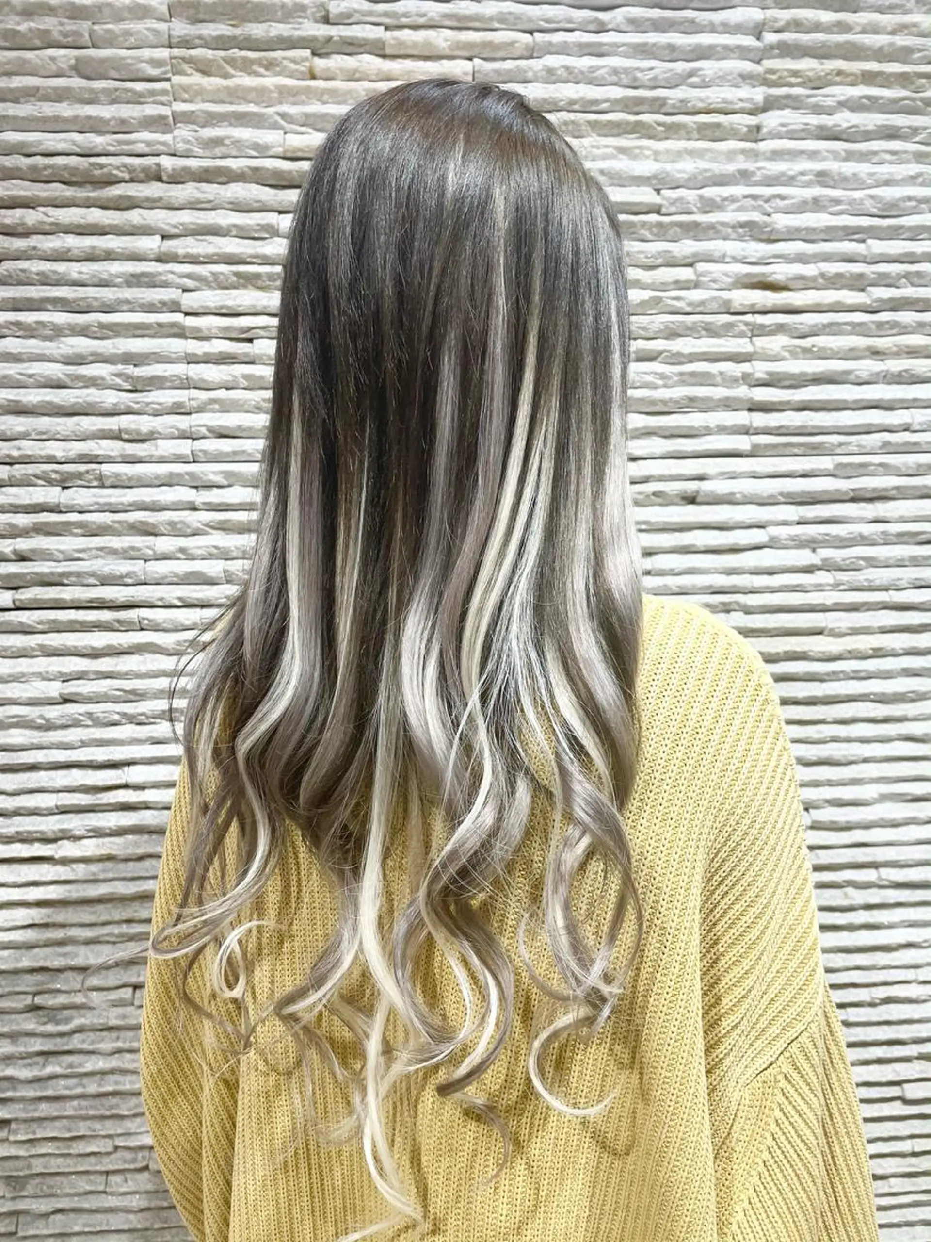 ロング シールエクステ エクステ 嶋田 ゆきのヘアスタイル