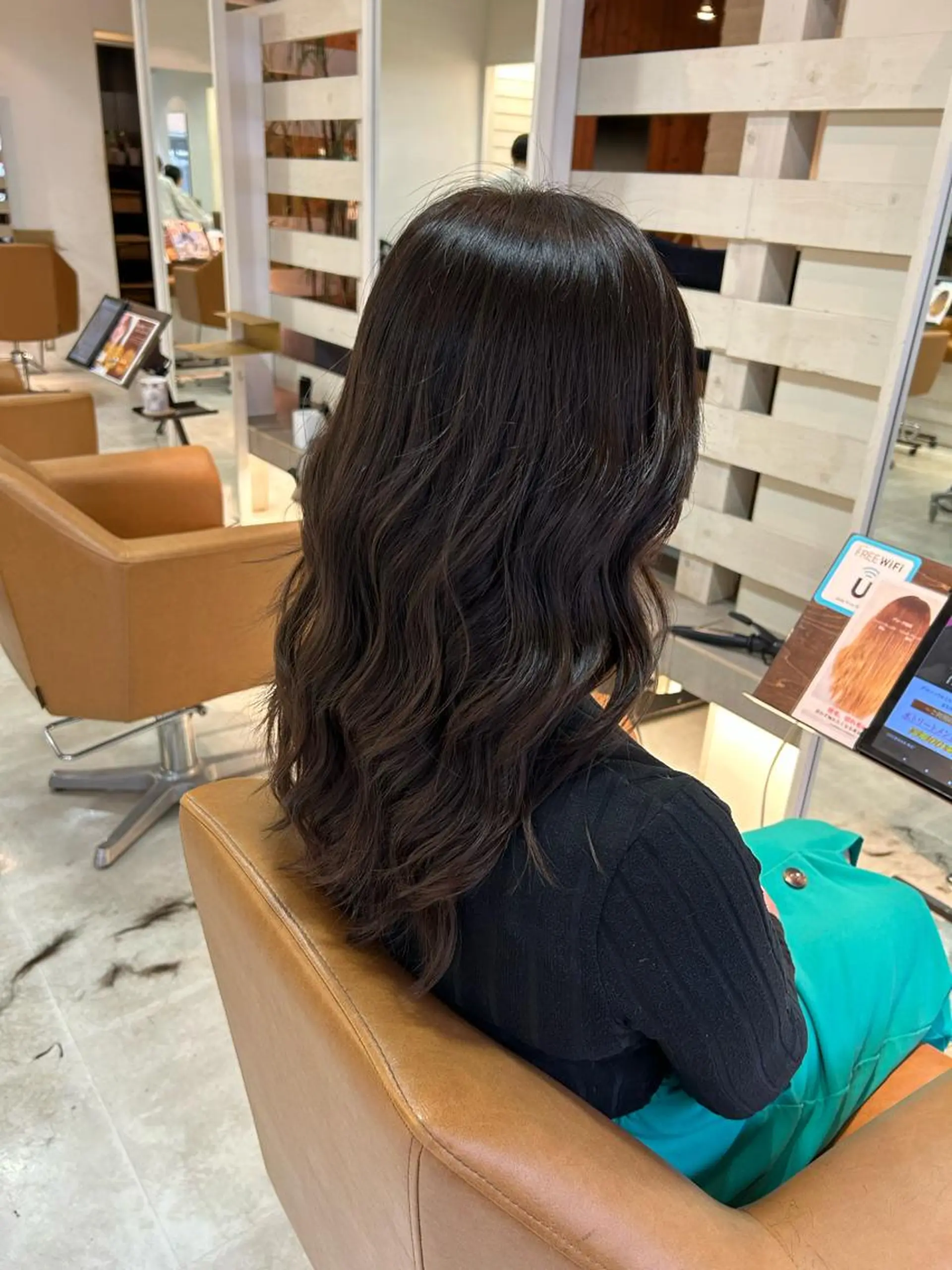 ミディアム カラー カット ORO塚口店所属・新店舗ORO塚口店 駅から徒歩4分🚶のヘアスタイル