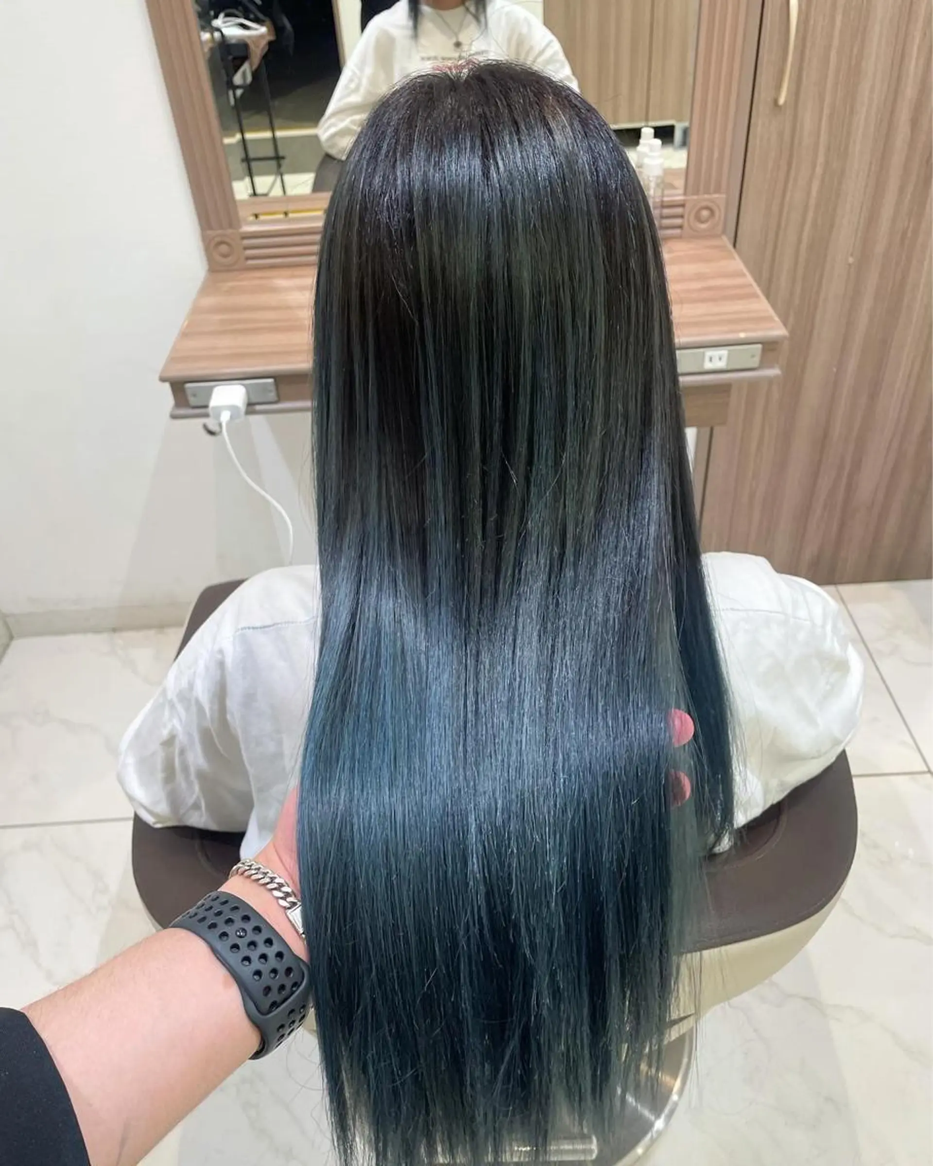 セミロング カラー カット ヘアカラー トリートメント 菊池 遼/透明感 /韓国レイヤー/艶感のヘアスタイル