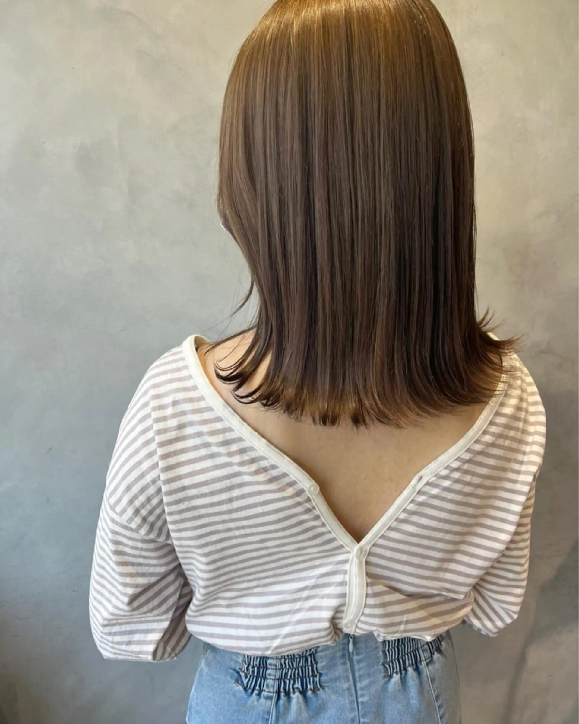 ミディアム 奥田 蓮のヘアスタイル