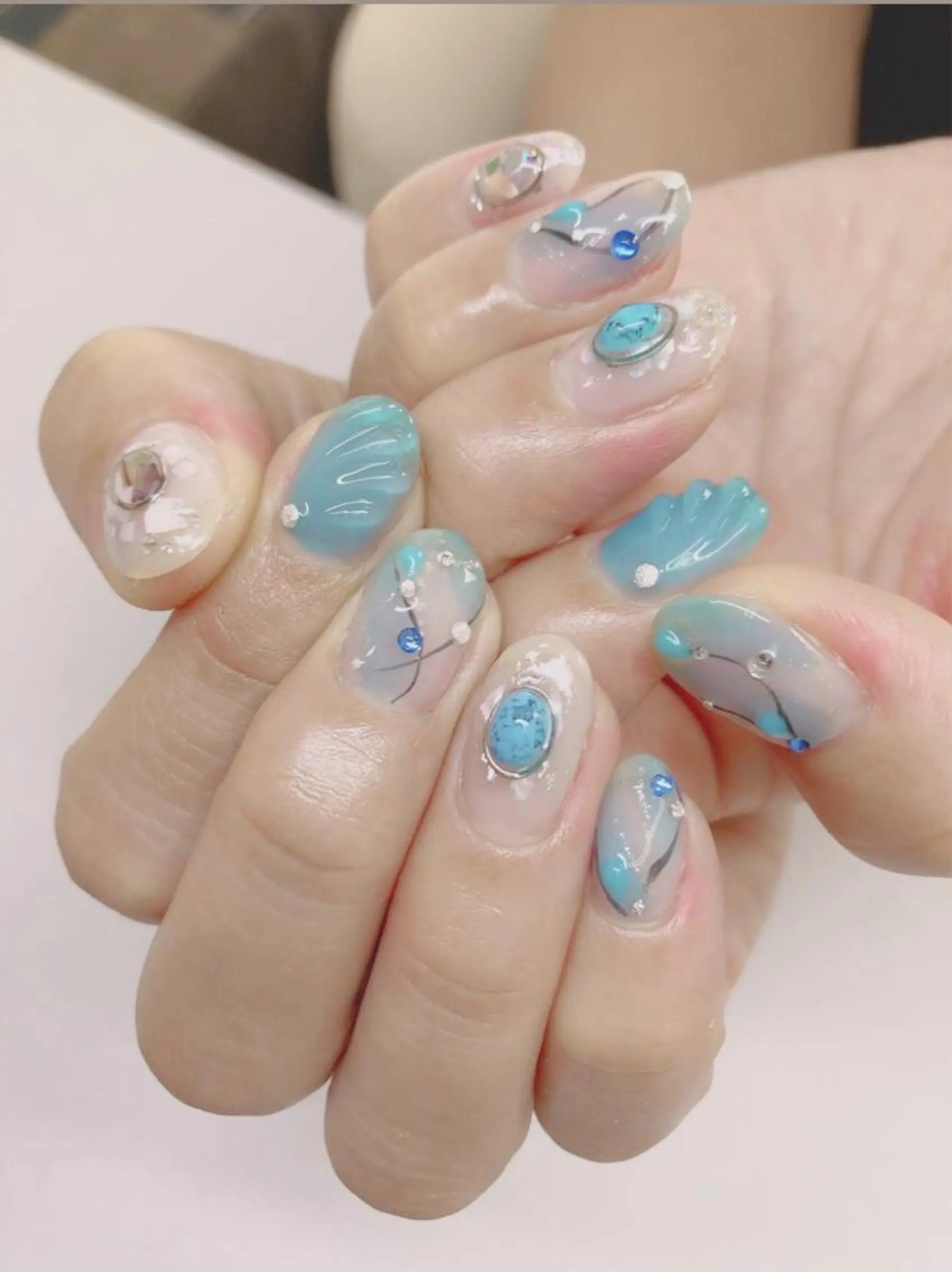 ネイル Flowerネイルサロン所属・. yukiのネイルデザイン