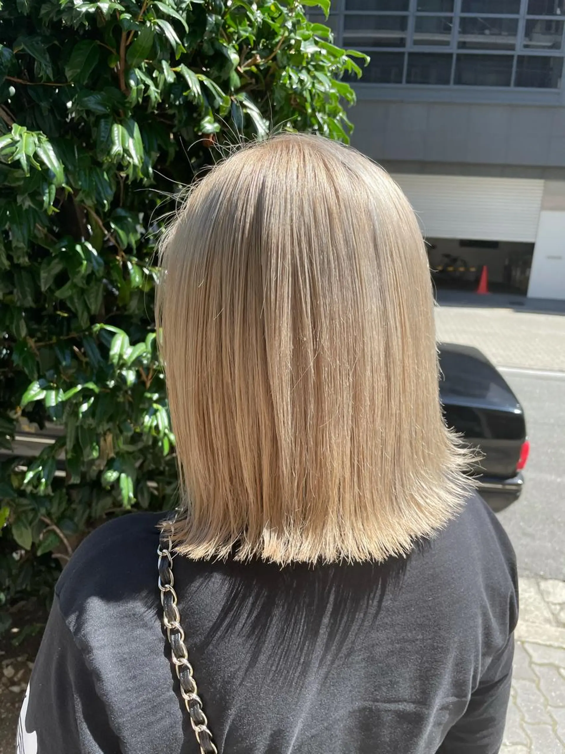 ミディアム カラー akane .のヘアスタイル