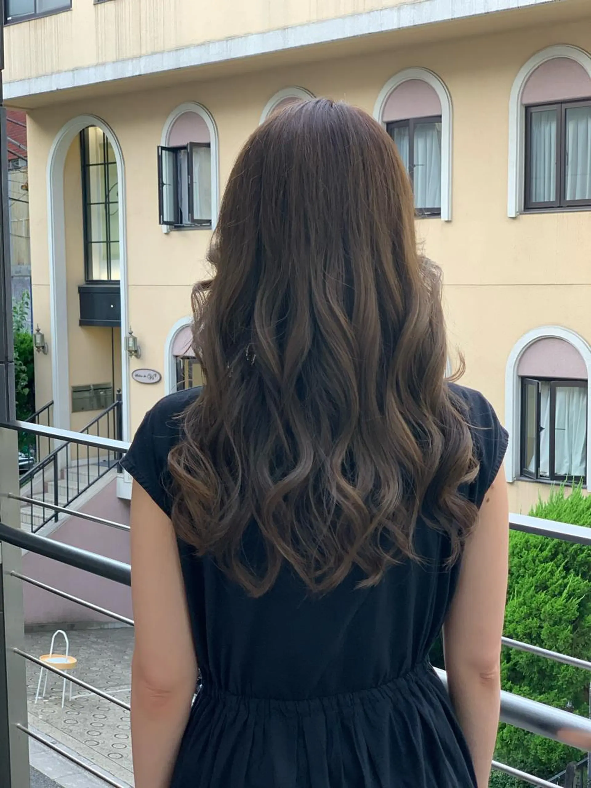 ロング カラー ヘアアレンジ ブリーチ カシス グレージュ ブリーチなしカラー カット ヘアカラー トリートメント BRAIDS💎愛子 大人ハイライト💎のヘアスタイル