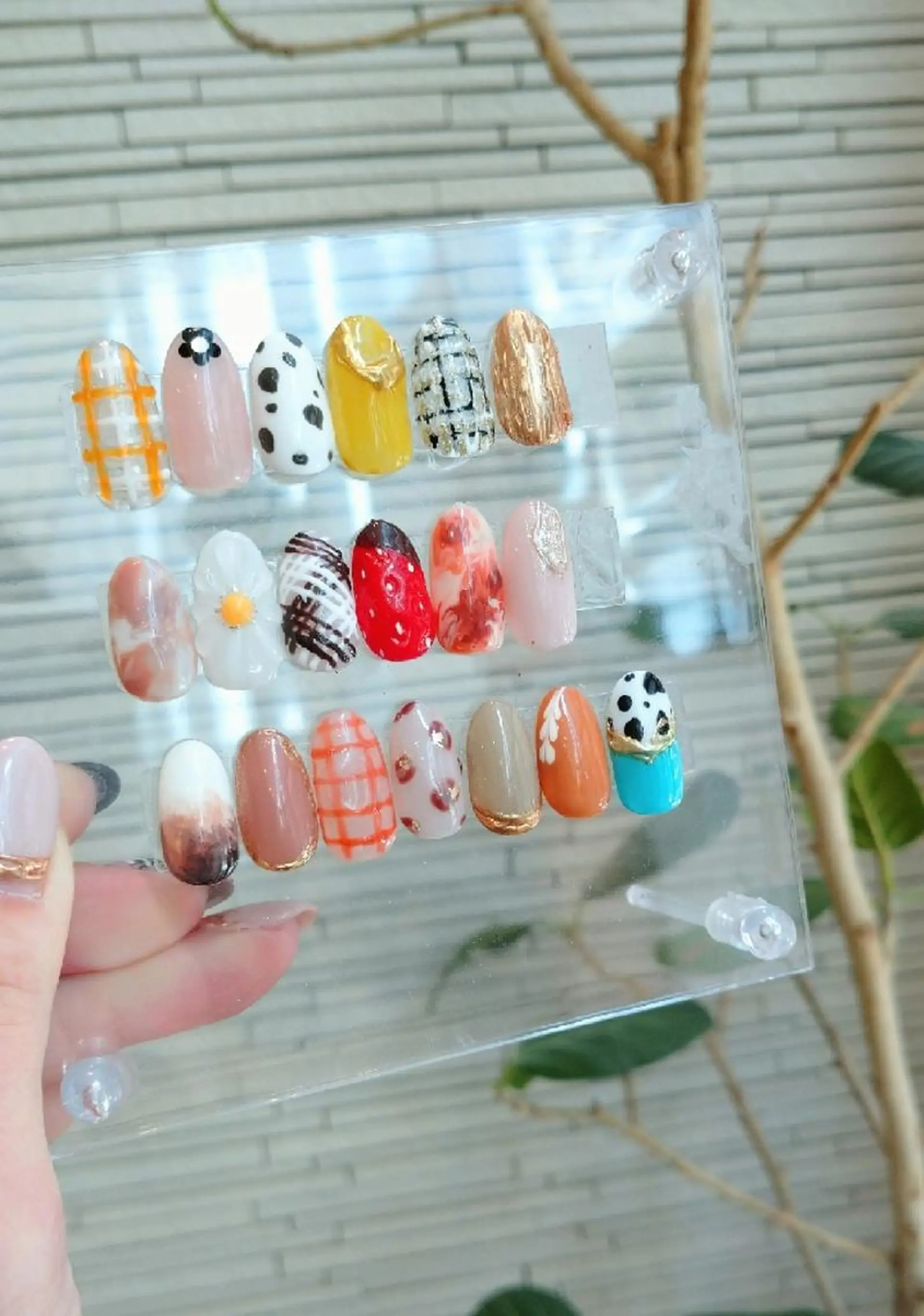 ネイル アートネイル ハンドネイル 會田 瑠衣のネイルデザイン