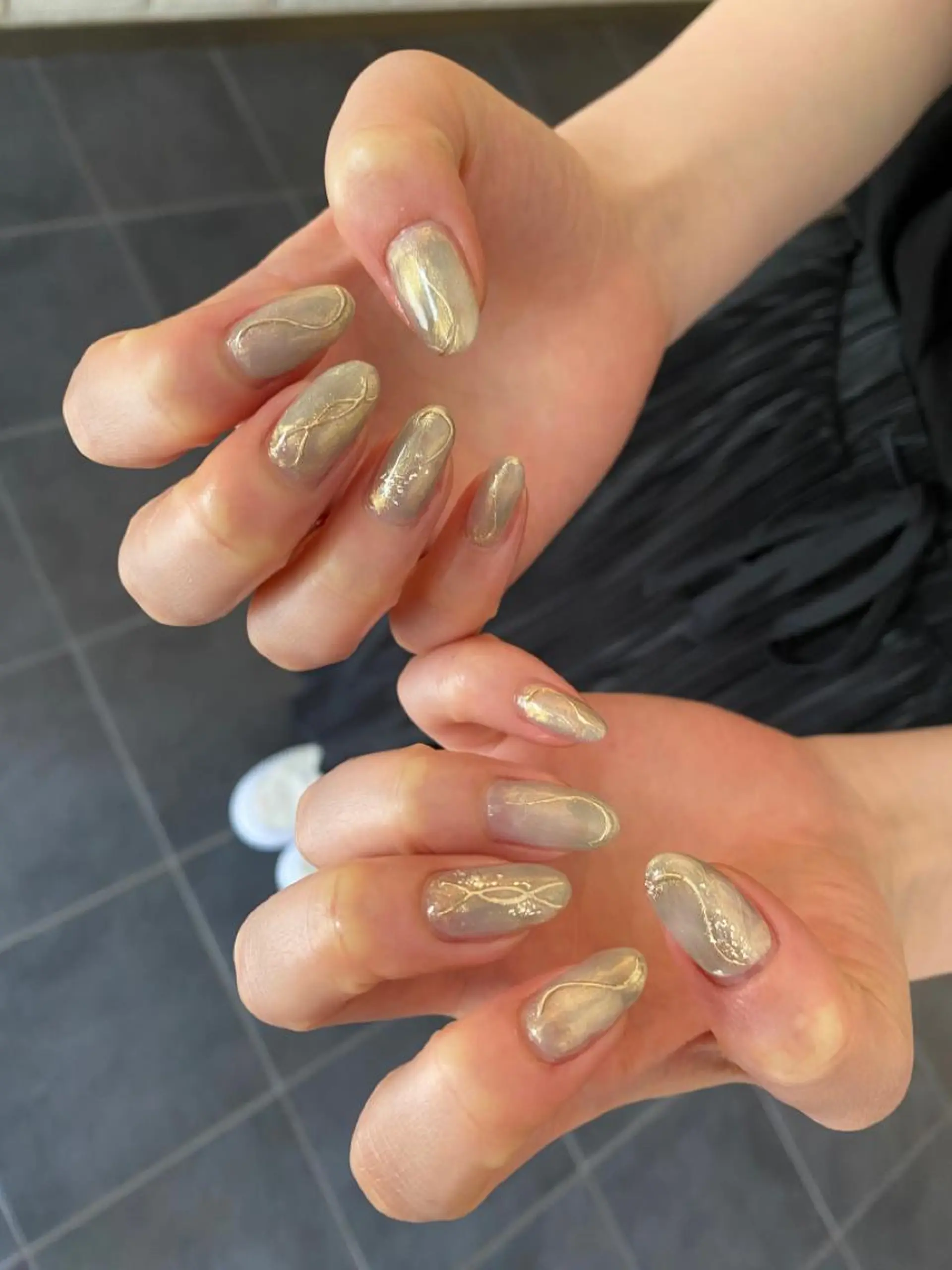 ネイル アニマル柄 アートネイル オーロラネイル クリアネイル 成人式 ハンドネイル ハンドケア Lililas サロン&スクールのネイルデザイン