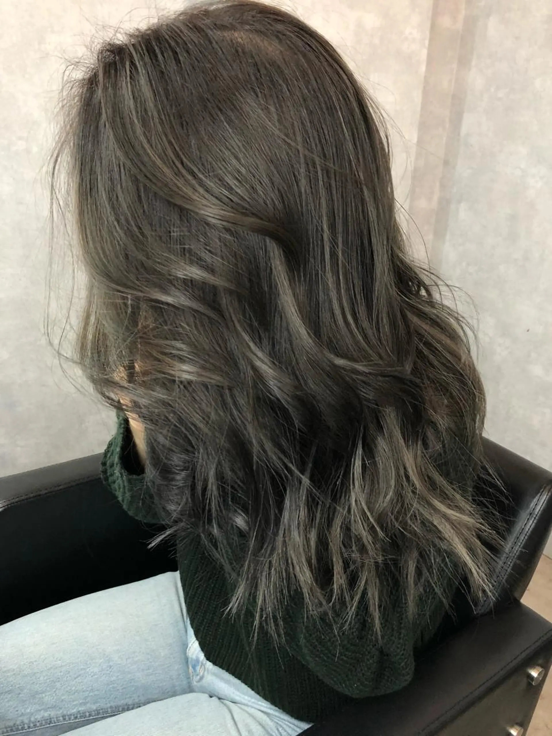 ロング カラー レイヤーカット BLend 渋谷のヘアスタイル