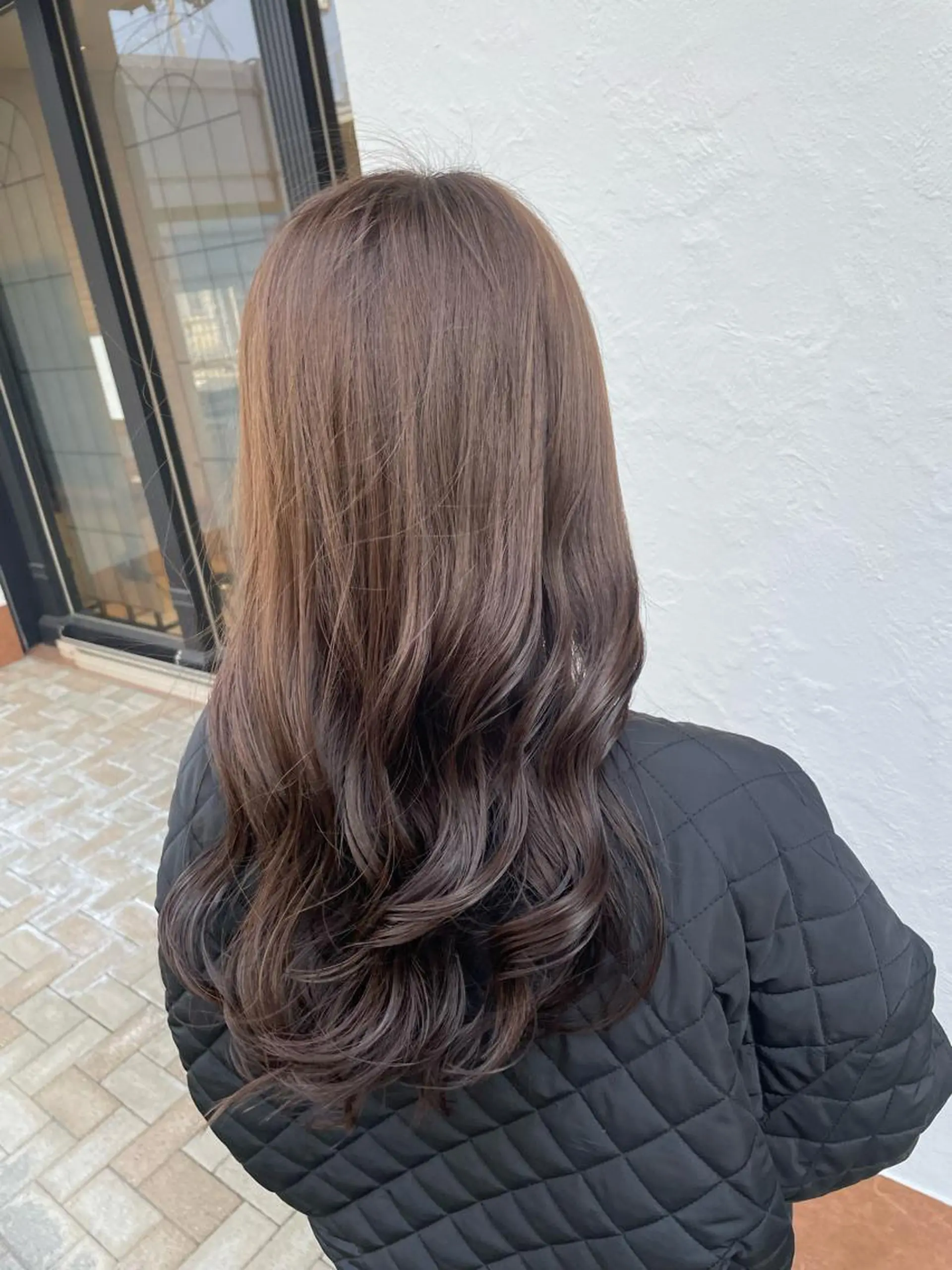 セミロング アッシュ アッシュブラウン 亀川蓮 Agu hairのヘアスタイル