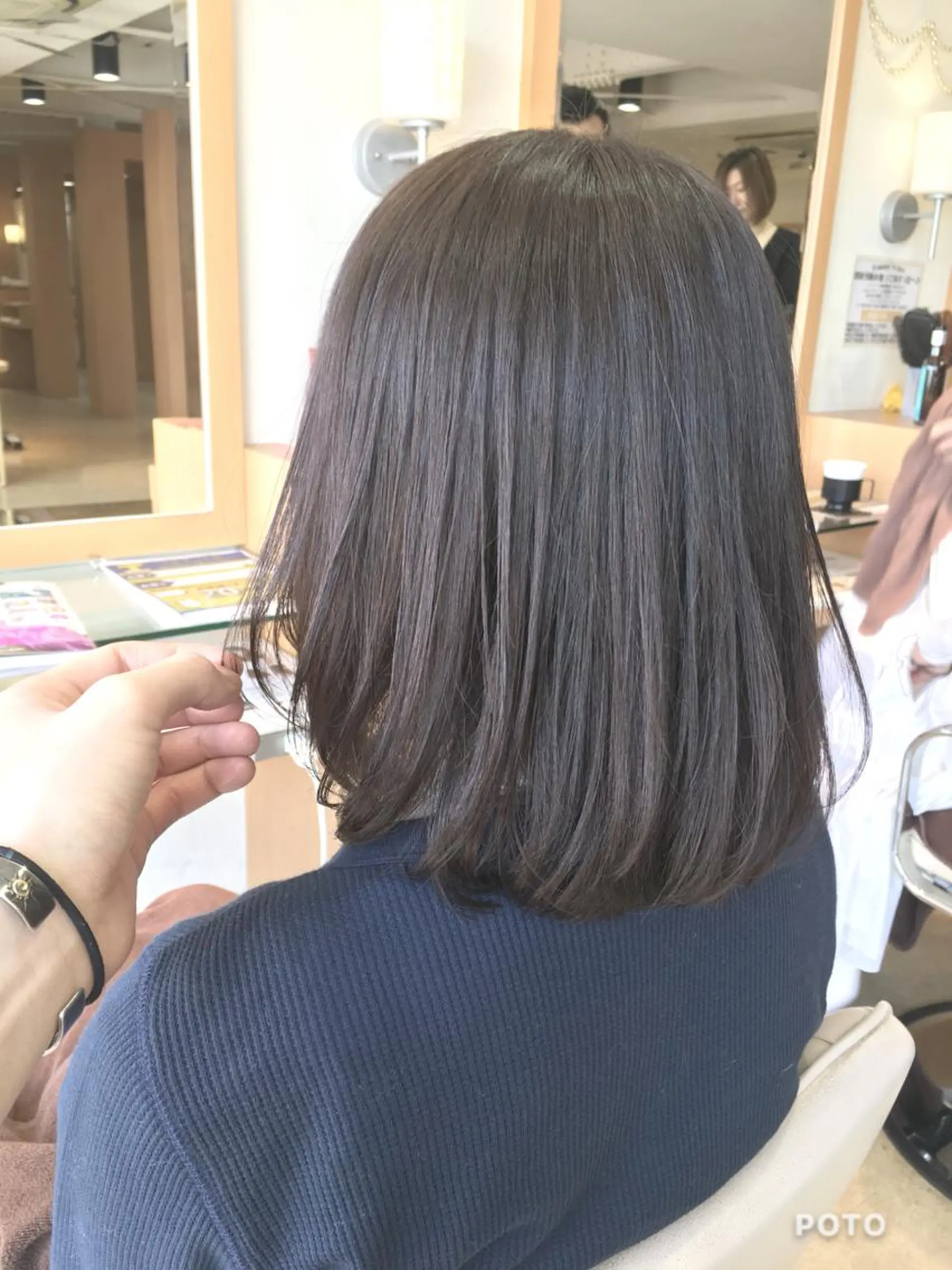 セミロング 🐝肥田 しょーと🐝のヘアスタイル