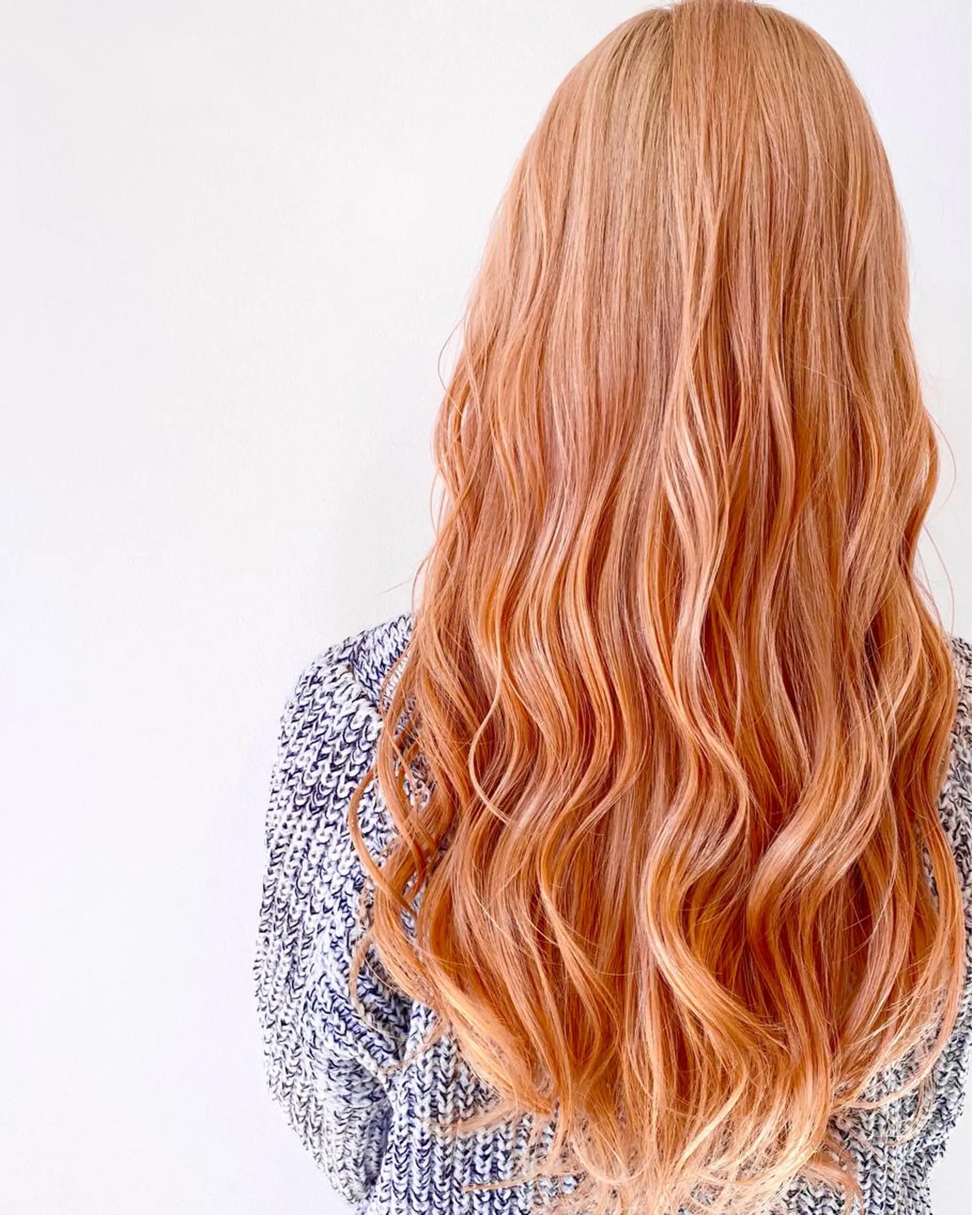 ロング ヘアカラー トリートメント MYRTLE TSUNODAのヘアスタイル