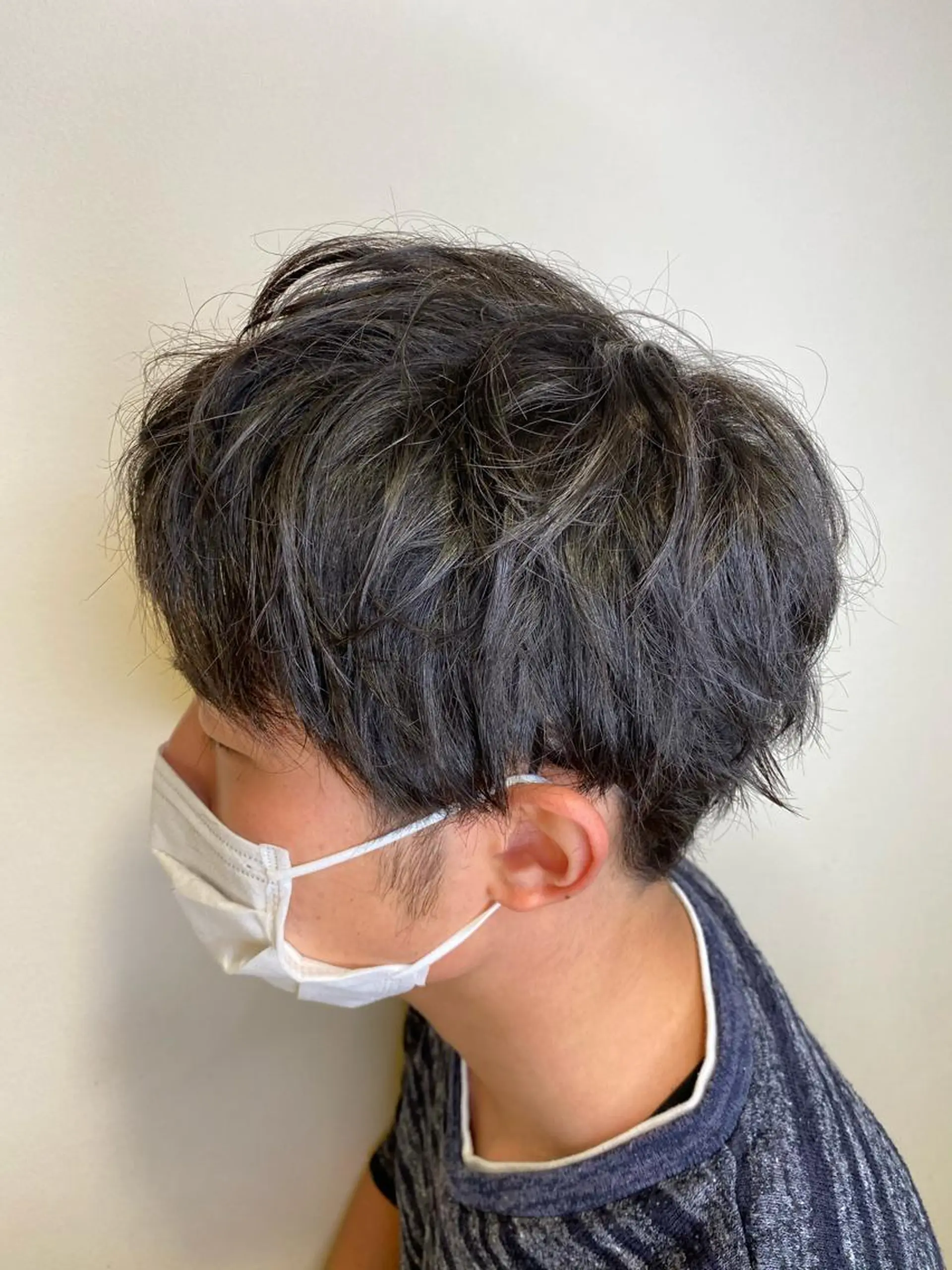 ミディアム くせ毛 柳澤 和也のヘアスタイル