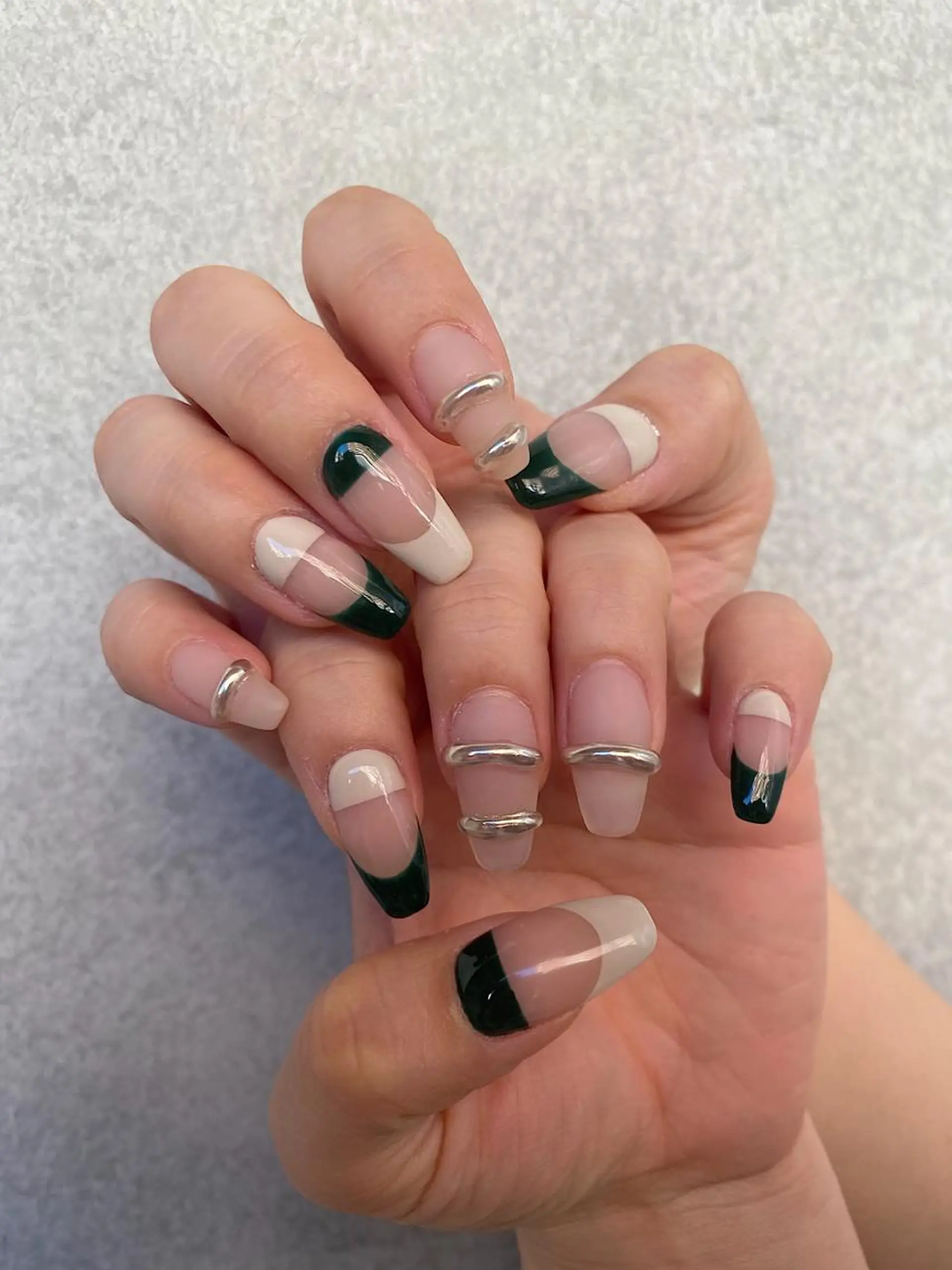 ネイル グリーン ハンドネイル フットネイル GRANDE大須 栄/店長 aki🌙のネイルデザイン