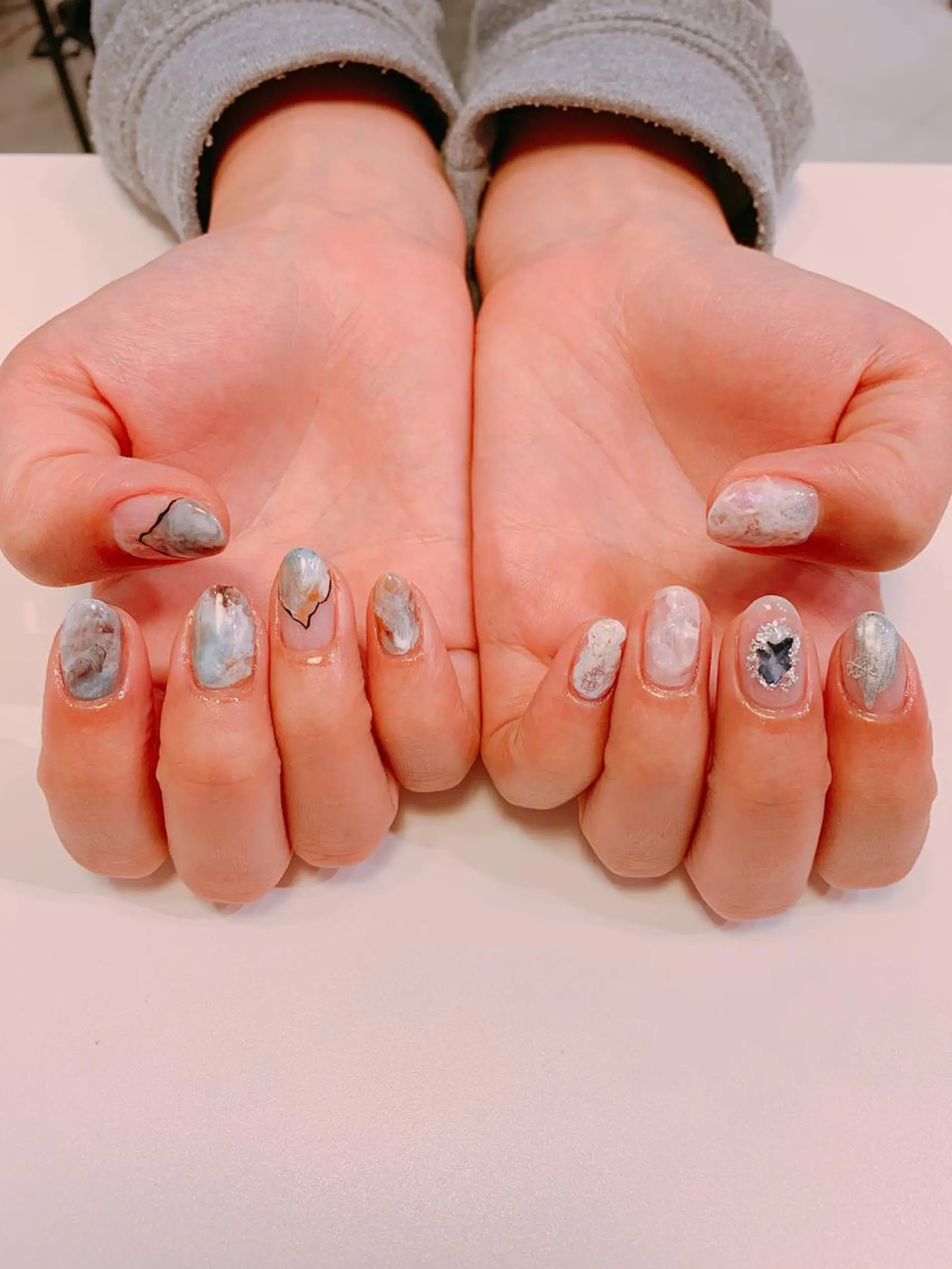 ネイル nailist kanae🦖のネイルデザイン