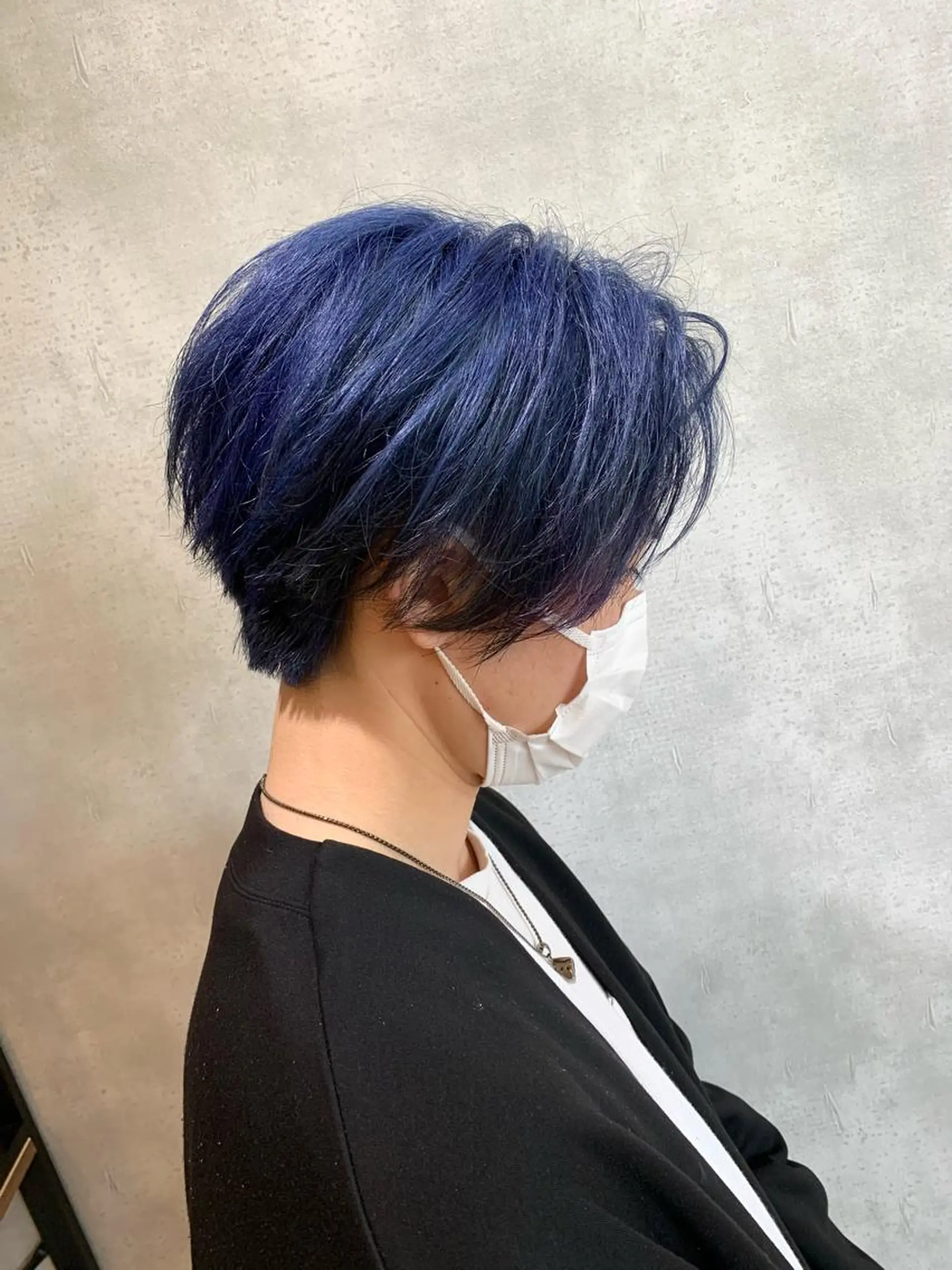 カラー メンズ メンズブリーチ ブリーチ ブルーカラー ヘアカラー hiar make ROSEL所属・ROSEL末吉 海渡のヘアスタイル