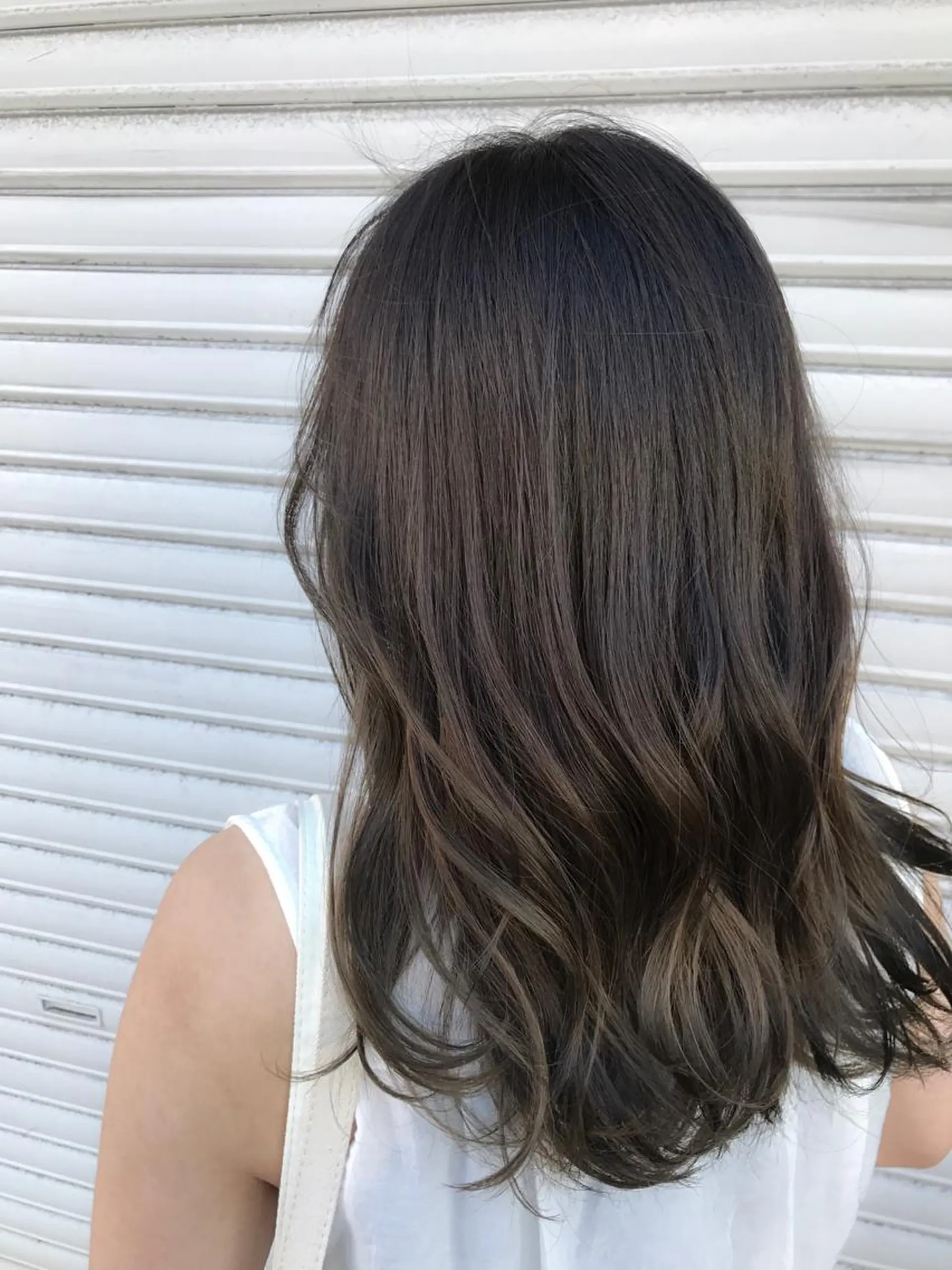 セミロング カラー 【天満1艶髪】潤艶/ 髪質改善🌹釣本竜哉のヘアスタイル