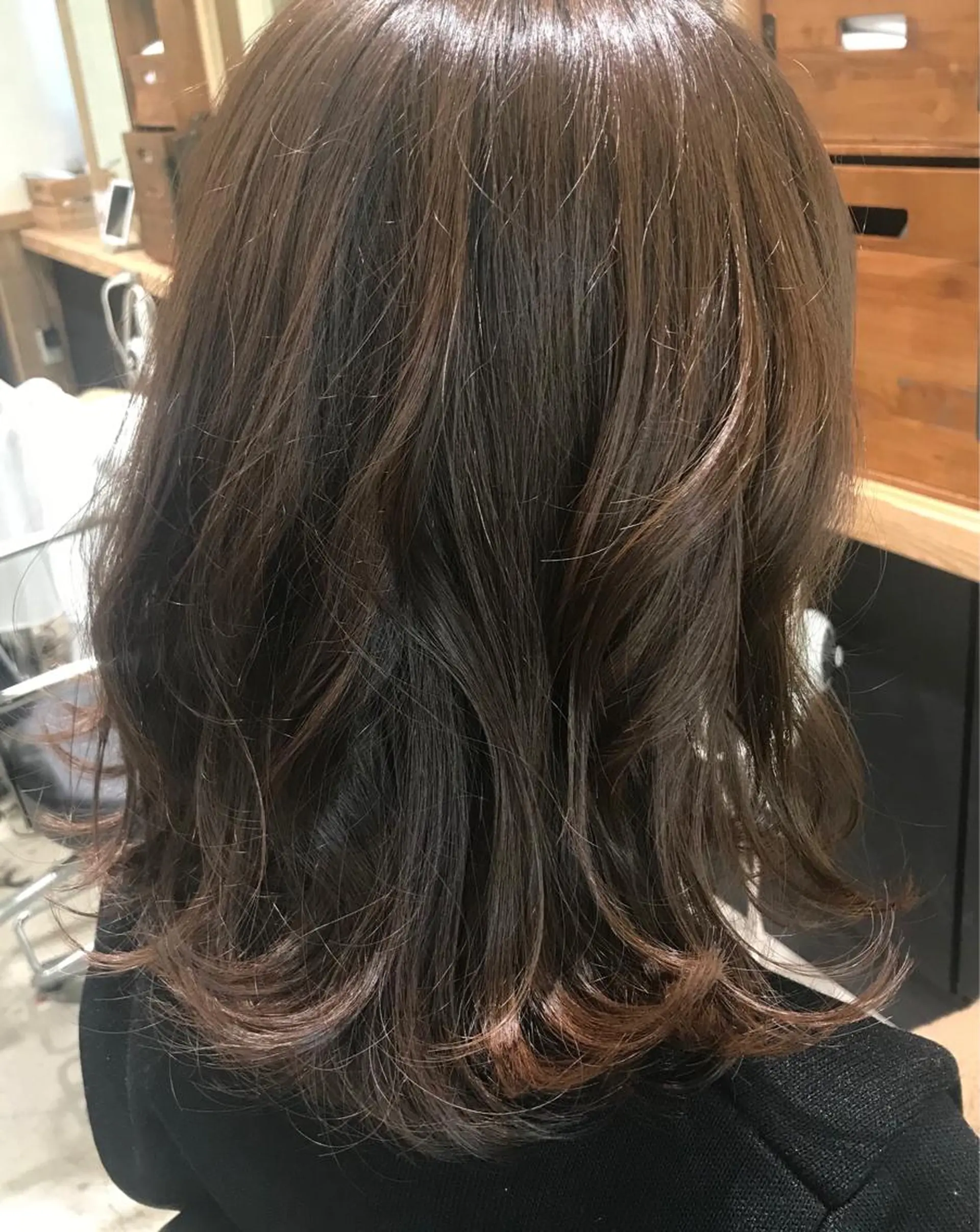 ミディアム カラー カット ヘアカラー トリートメント (スタイリスト)牧 好美のヘアスタイル