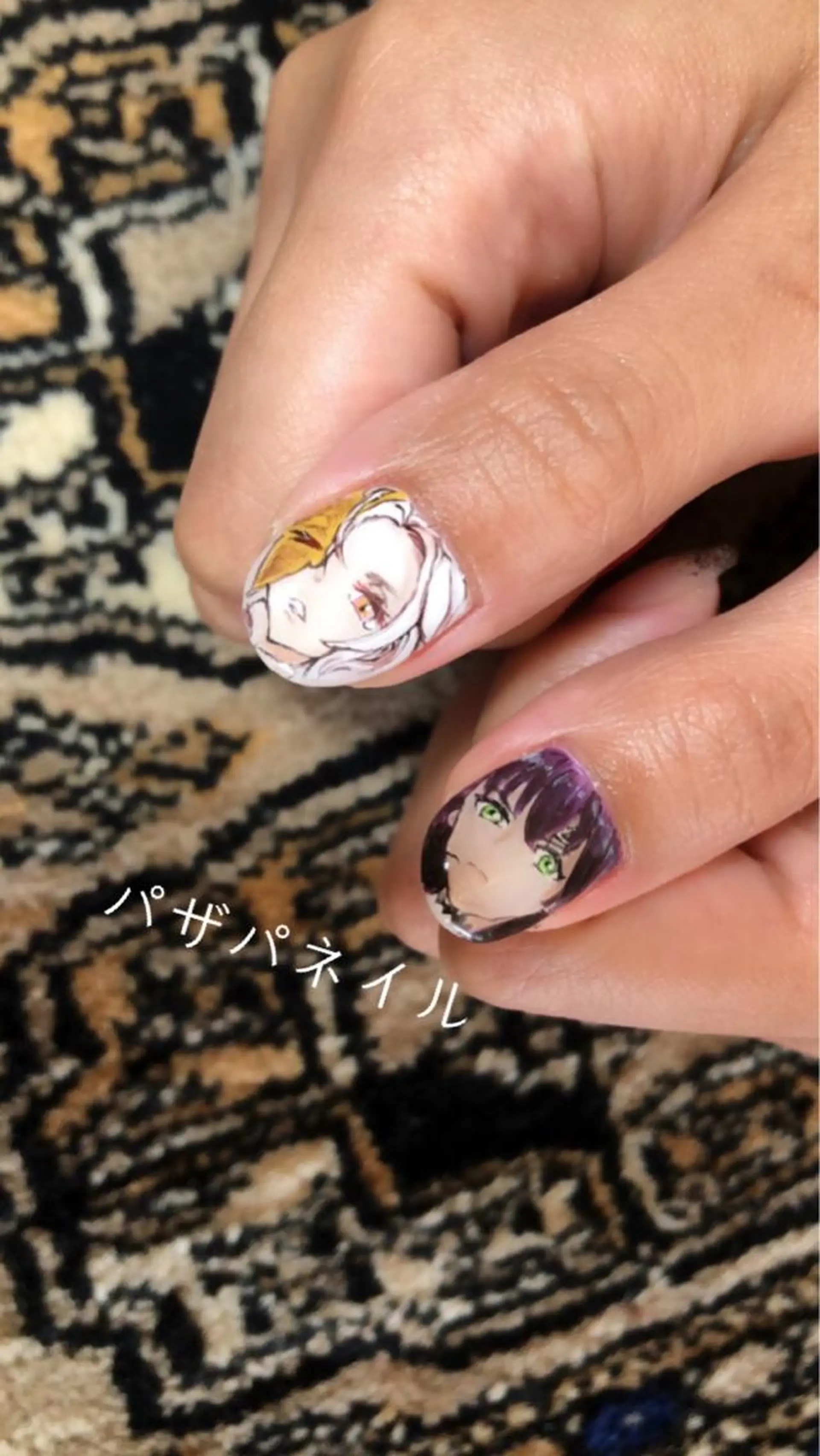 ネイル Yakko pas á pasのネイルデザイン