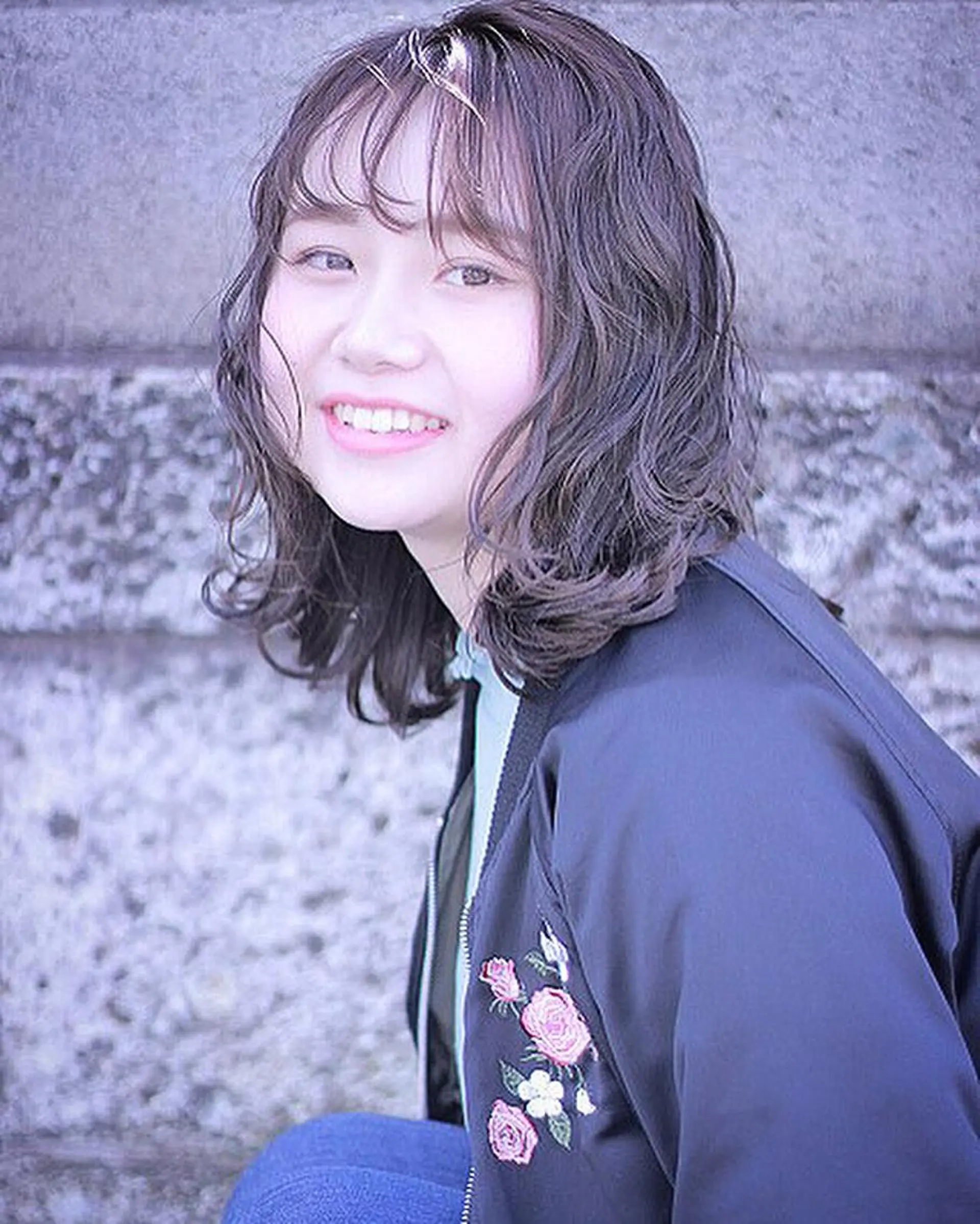 ミディアム カラー ブルーカラー ブルージュ cachecache所属・及川 光のヘアスタイル